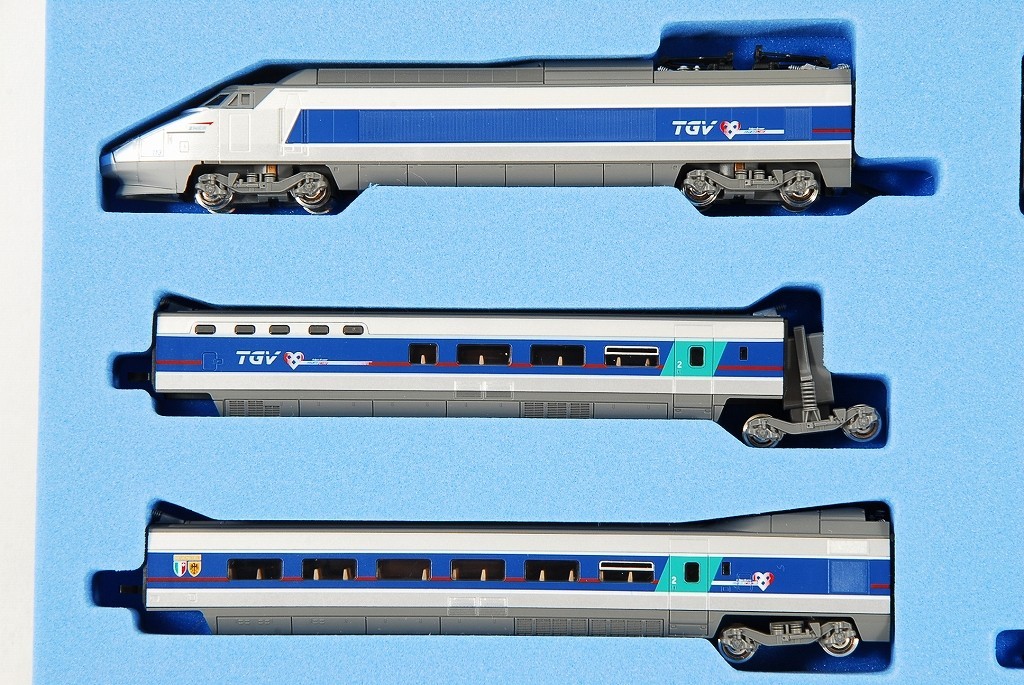 KATO N scale TGV 10-909 La Ligne de Coeur France Suisse 6 car set Flaw Condition
