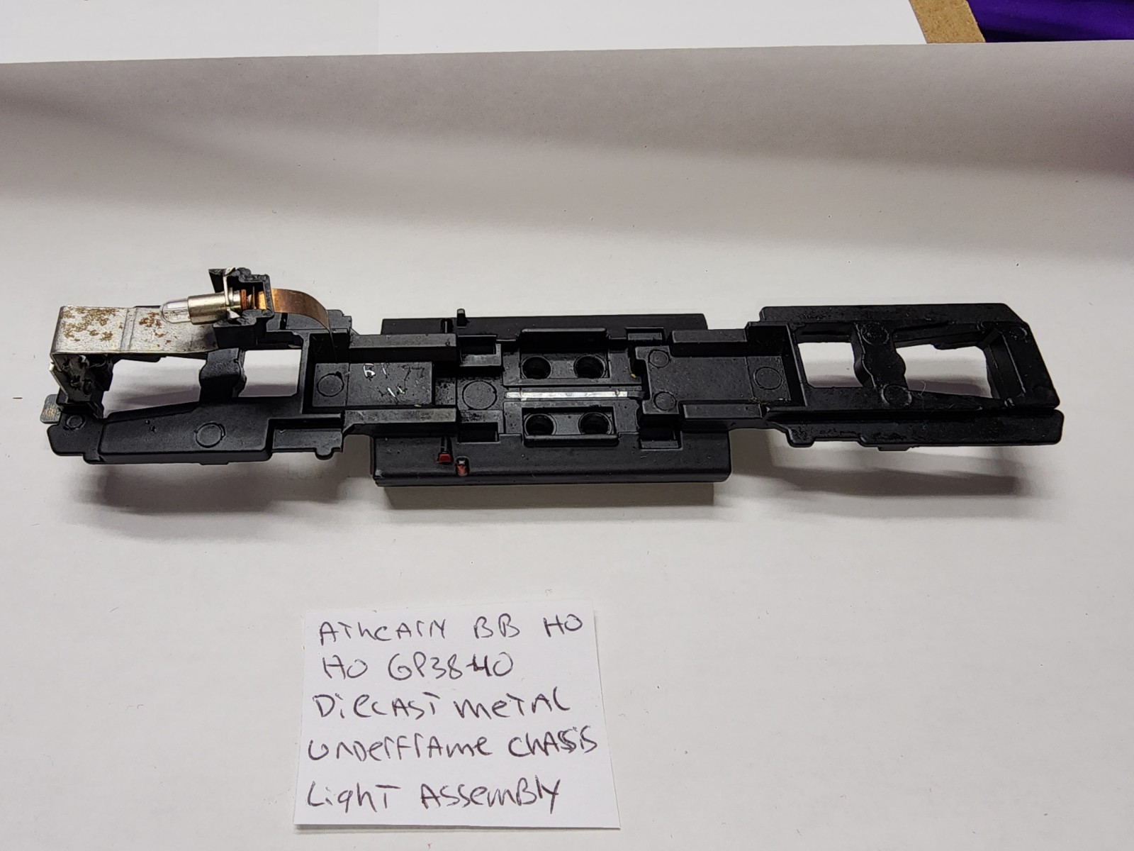 GP38 ATHEARN HO SCALE DIECAST METAL UNDERFRAME CHASSIS HEADLIGHT ASSEMBLY LOT