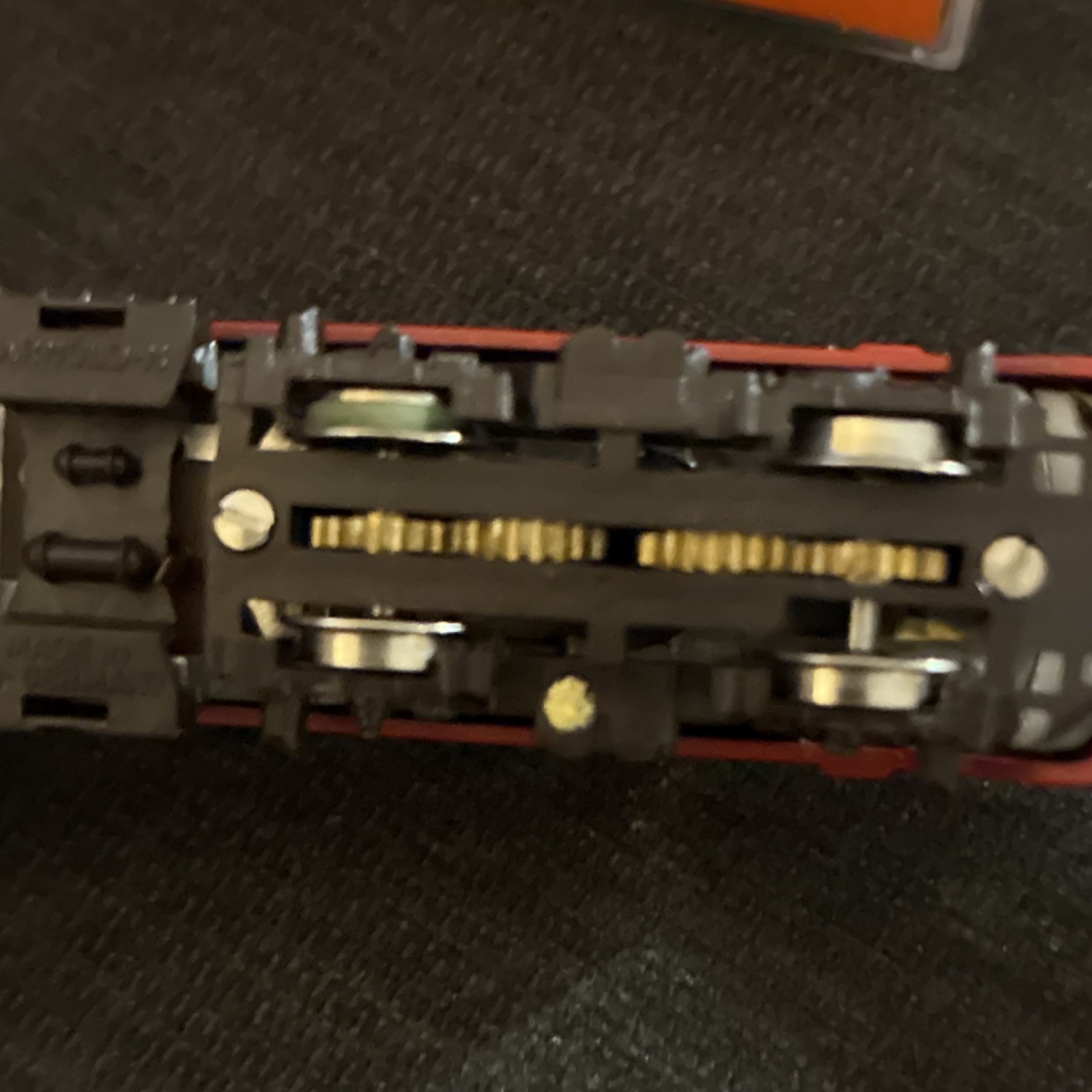 Arnold N Gauge Electric Locomotive 181 015-3 DB Red Black White Plastic Metal