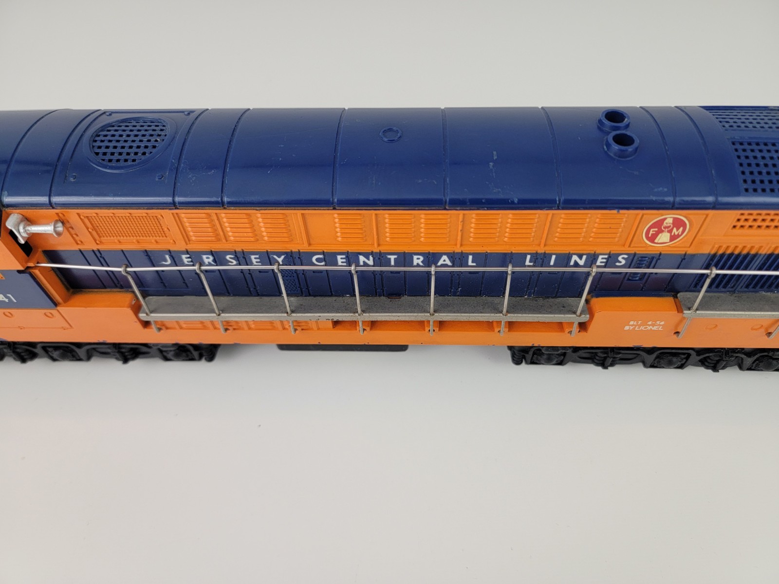 Lionel Postwar 2341 Jersey Central FM Train Master
