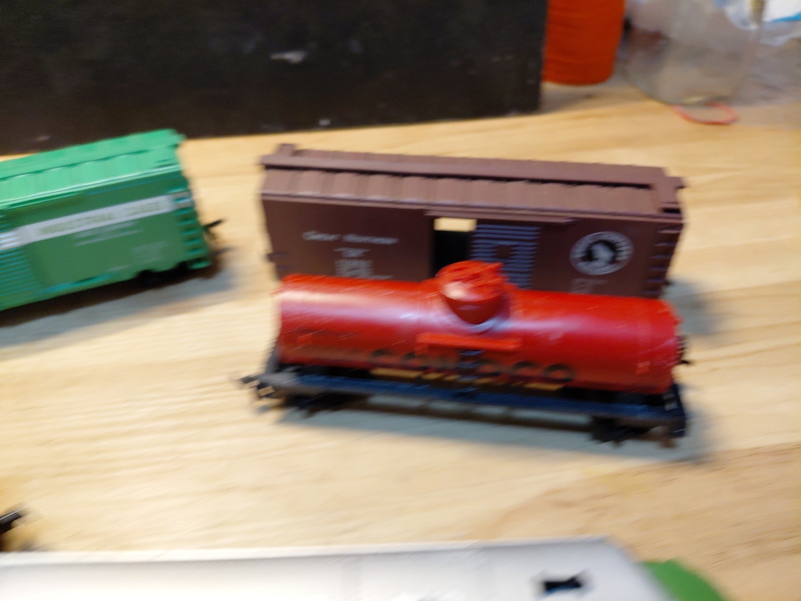 Life Like Ho 9790 Locomotive/track/5 Cars/transformer, Untested As Found