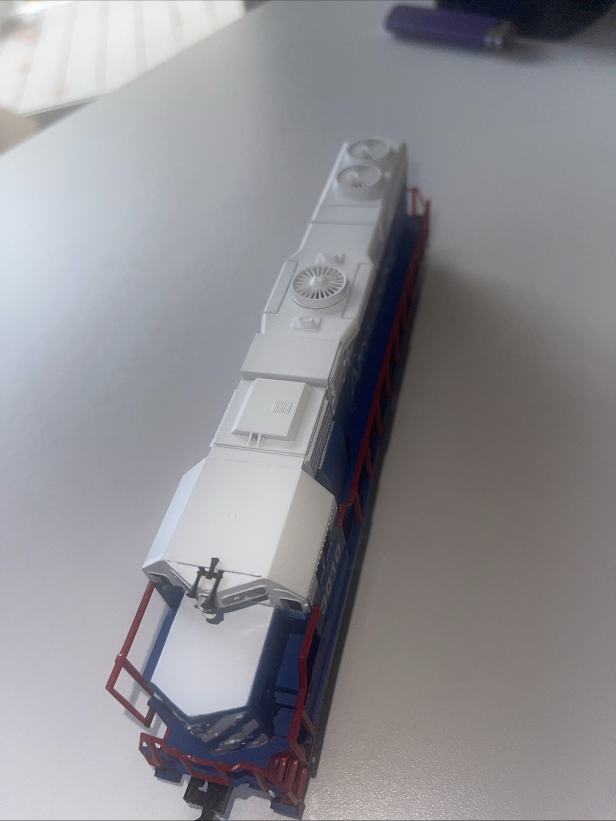 HO Scale Armstrong GP38-2 Diesel Locomotive #3010 – Blue/White/Red – Promotional