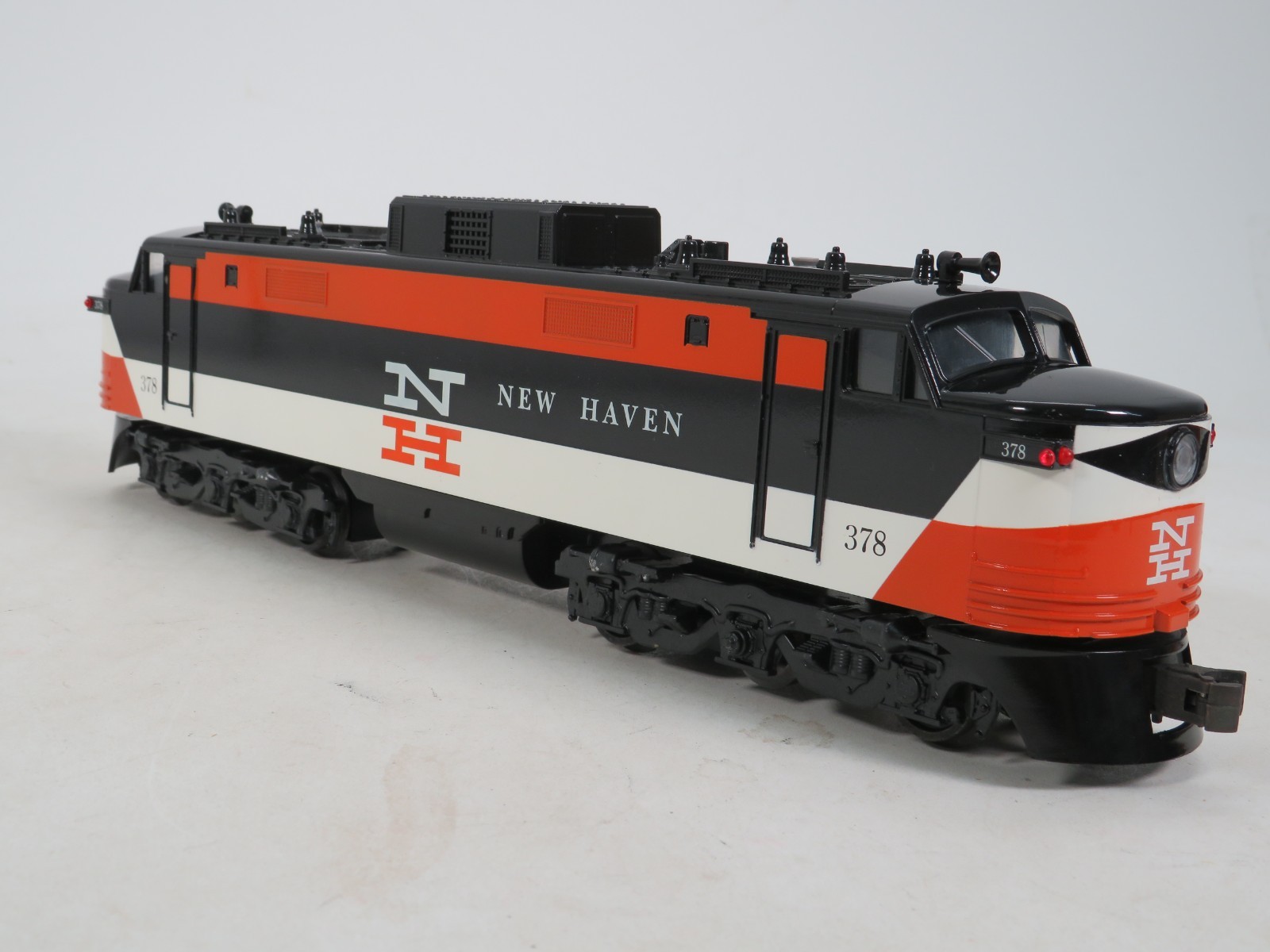 Williams Electric Trains 372004 EP200H New Haven EP-5 Diesel Locomotive, O Gauge