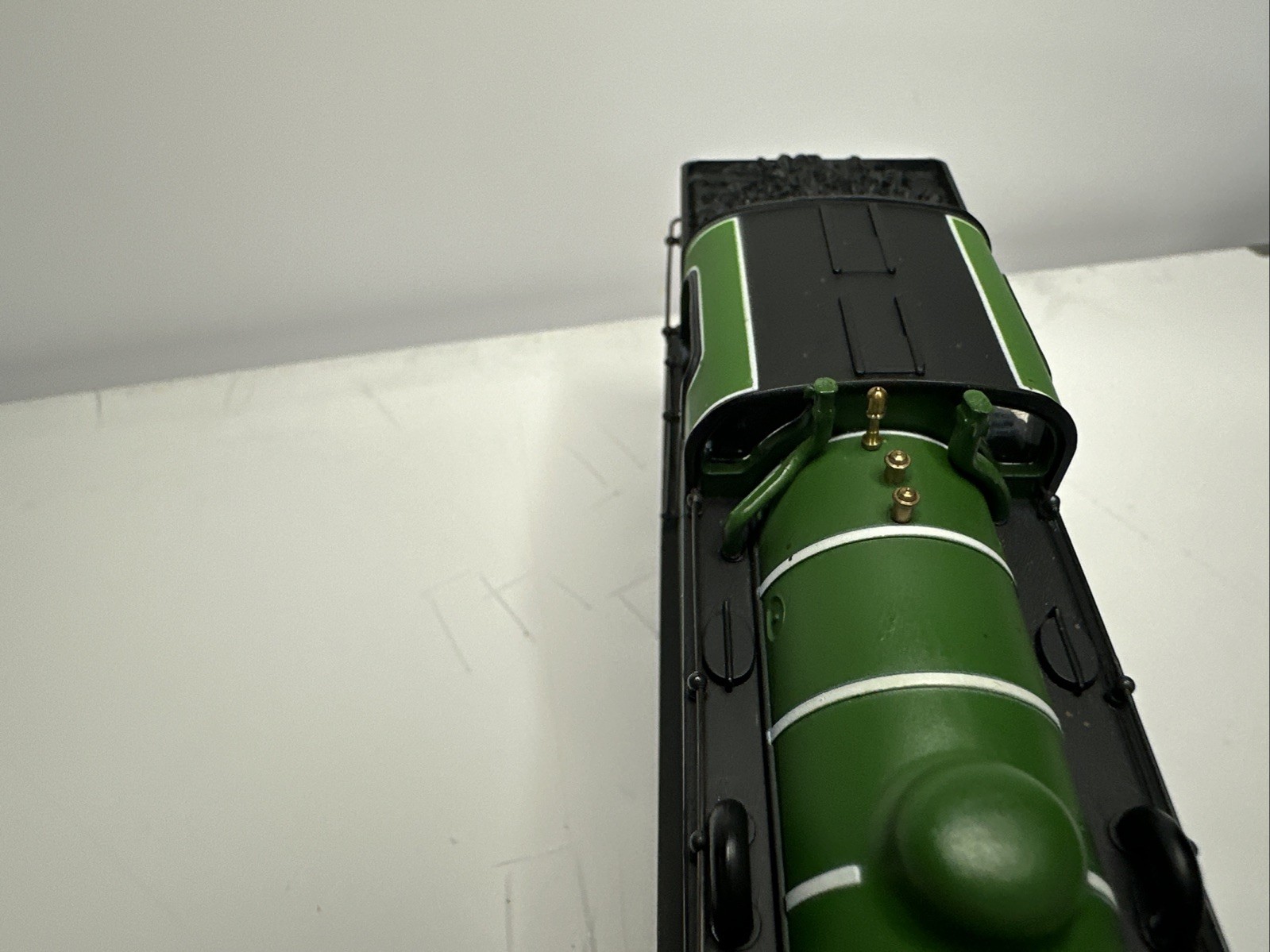 Mainline N2 Class 0-6-2T LNER 9522 Ho Scale