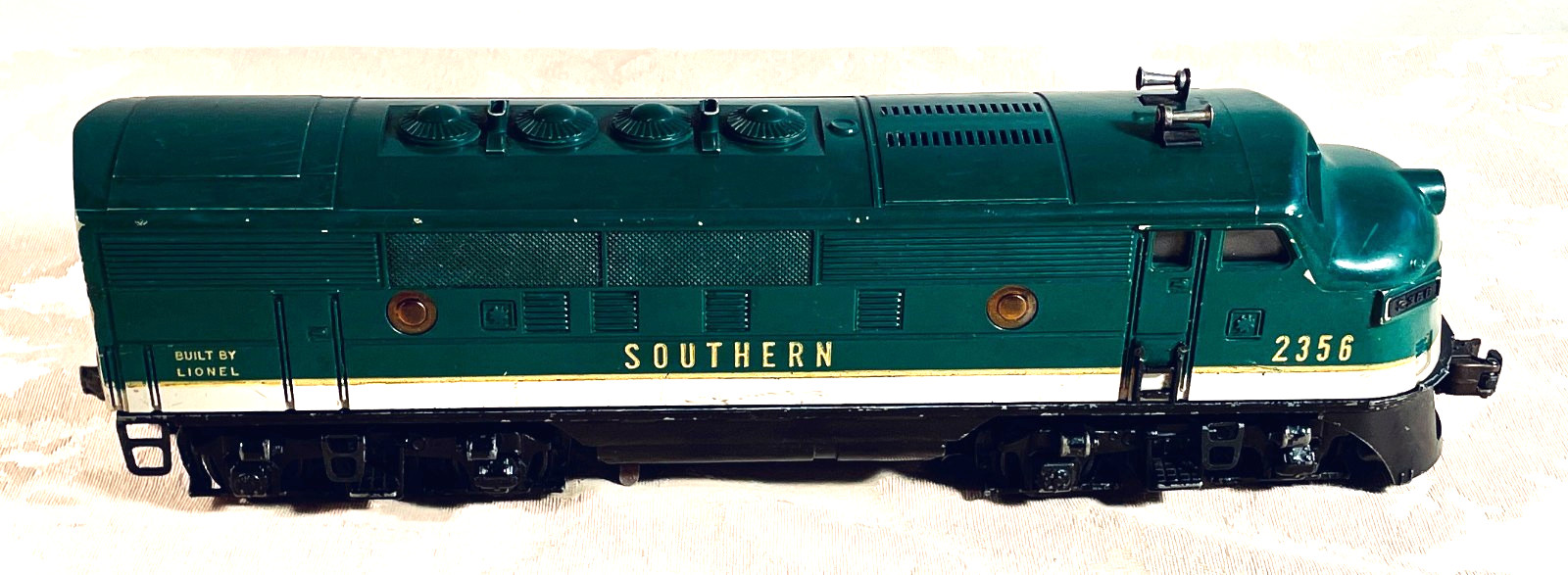 Vintage Lionel 2356 Southern, F3 ABA, O Gauge Locomotive Set, 1954-1956