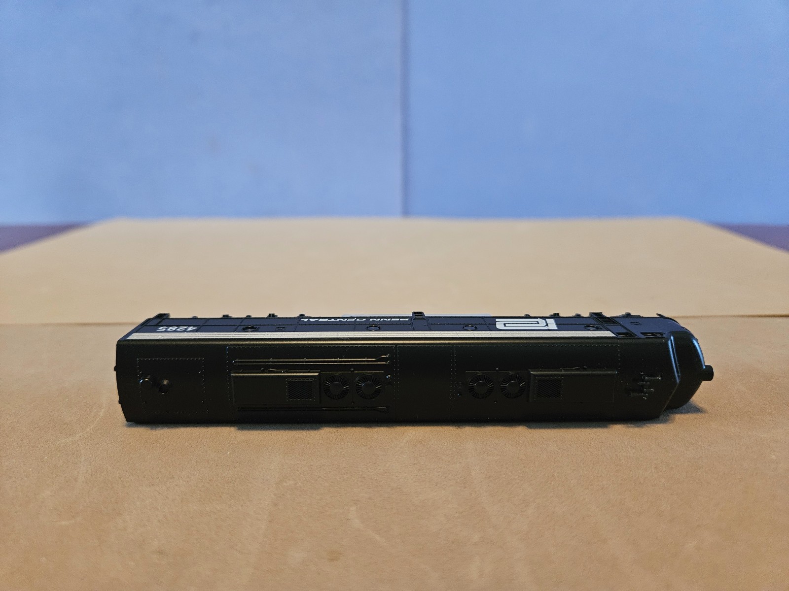 KATO N E8 PENN CENTRAL 4285 DC Illuminated Numberboards LNIB