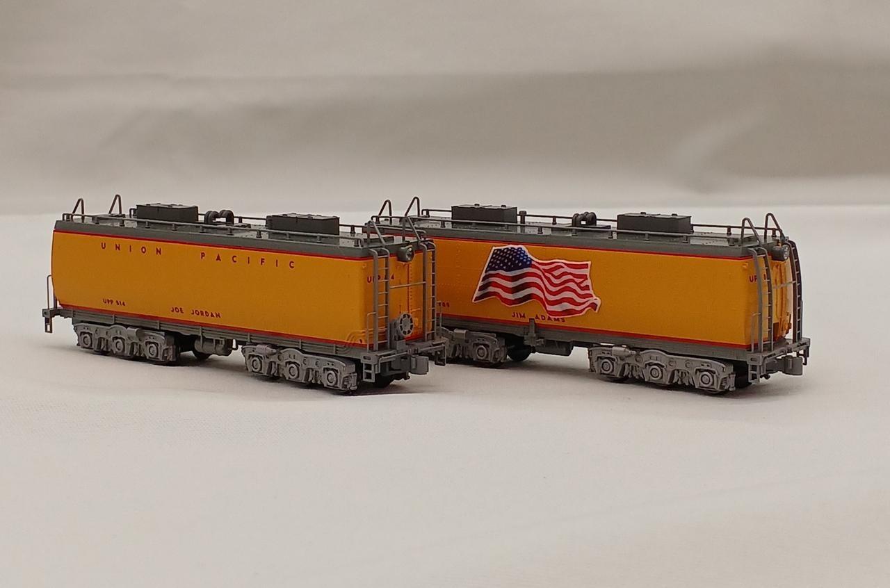 KATO UP Water Tender (2 cars) NGauge