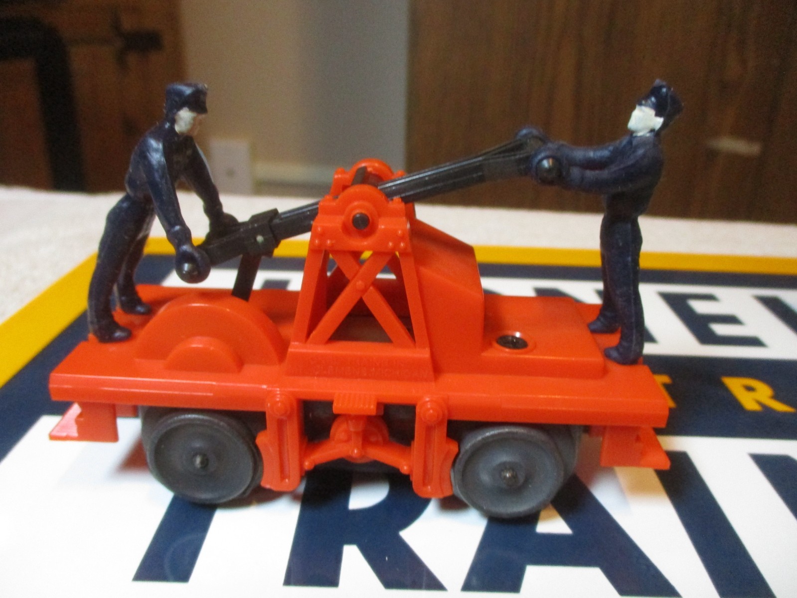 Vintage Lionel 6-18401 O Gauge Operating Workmen Hand Car LN/Box Tested Runs
