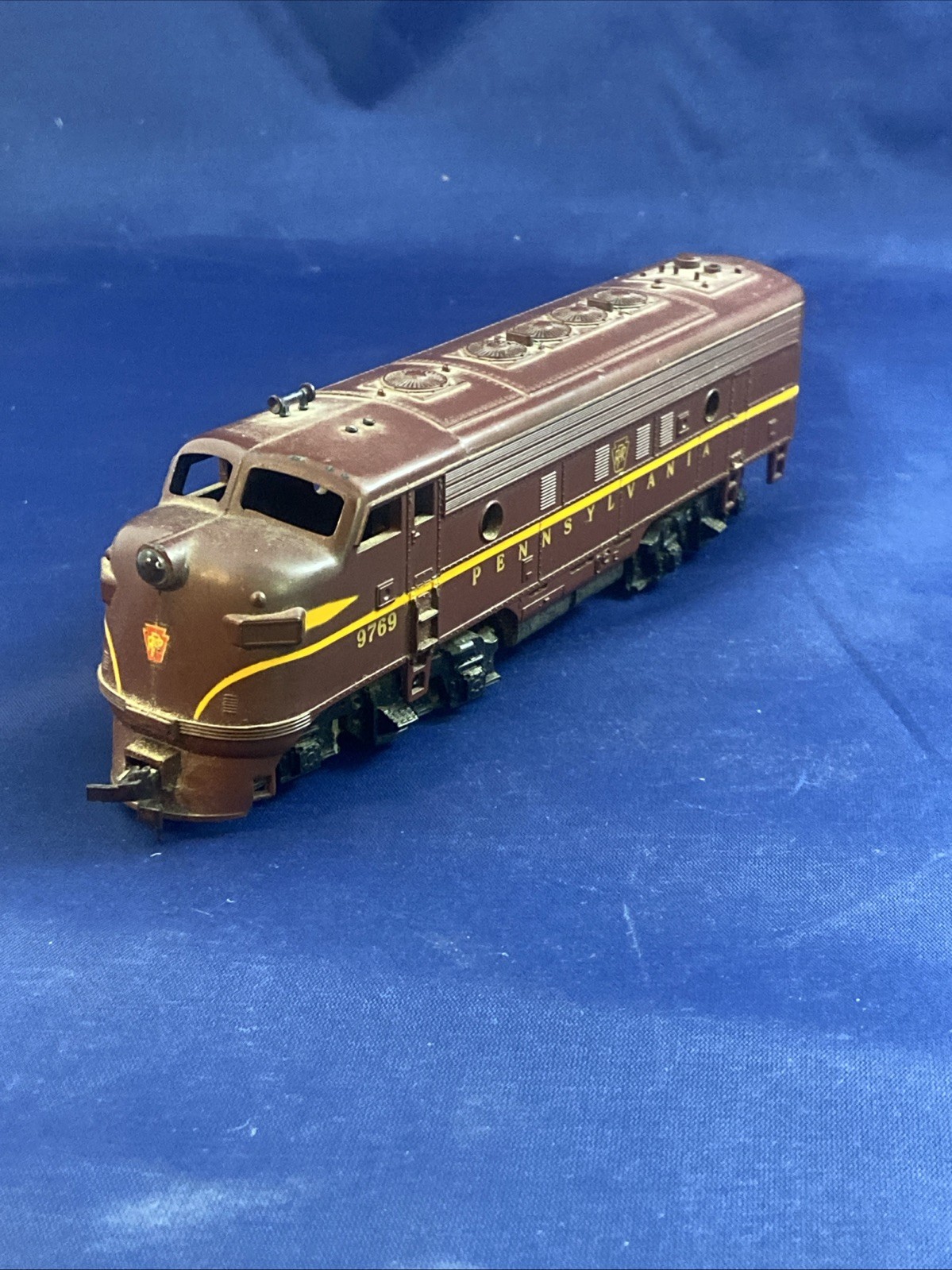 Mantua Tyco HO Pennsylvania Tuscan Red #9769 Locomotive Engine