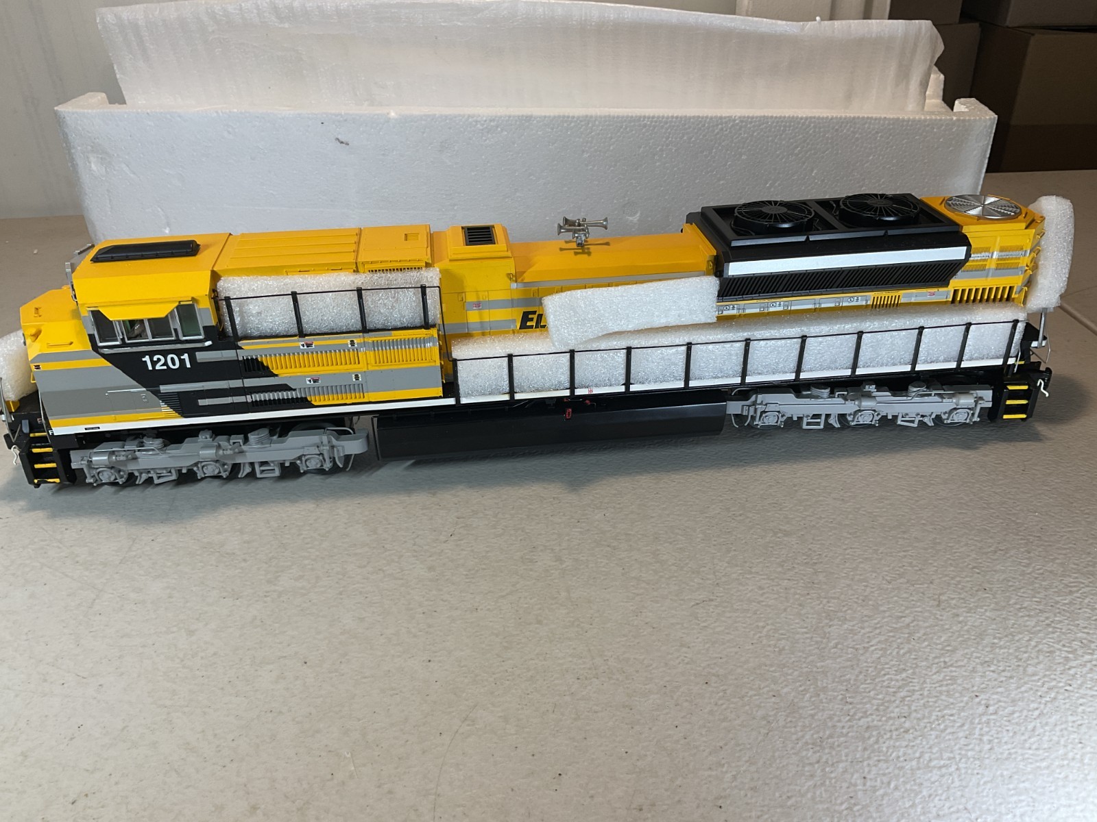 MTH O Electro Motive SD70ACe Protosound 3.0 Diesel