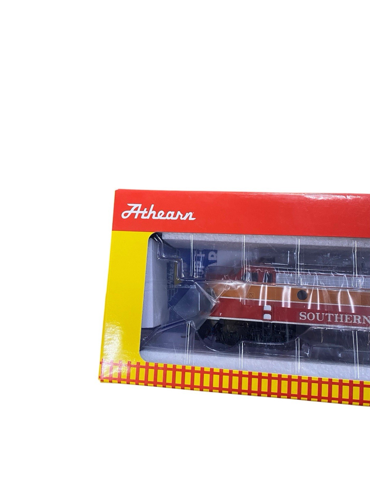 Athearn Roundhouse HO Scale F7A Locomotive Southern Pacific #RND3202