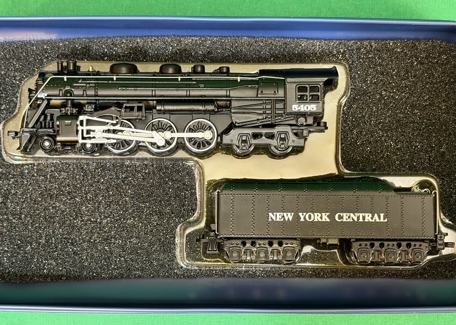 Lionel Classic Series 1:120 Scale Diecast – New York Central Hudson #5405 – NOS