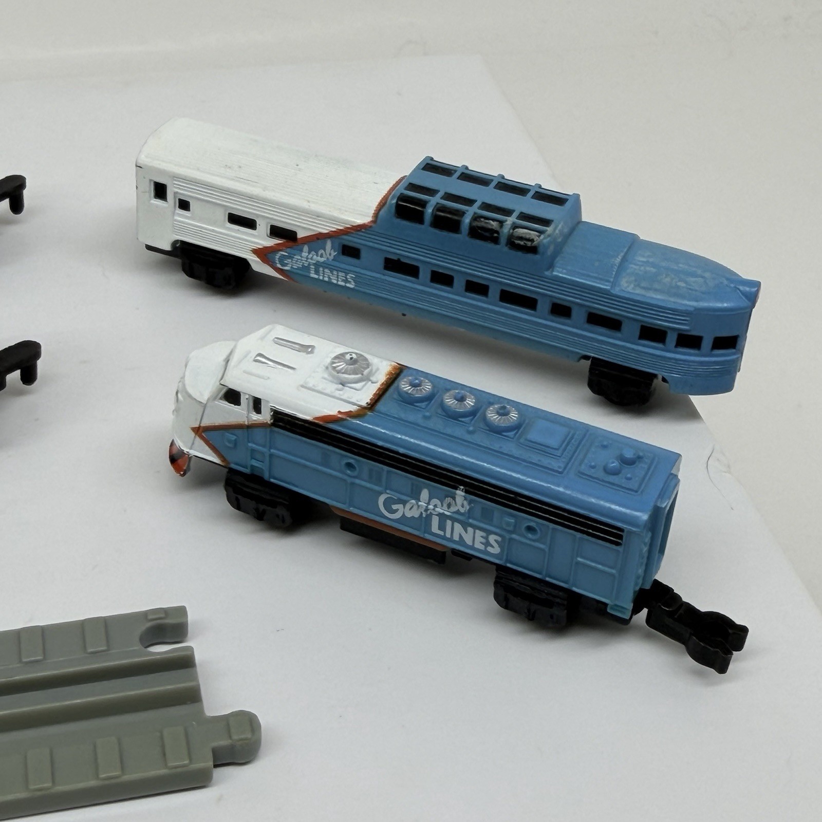 MICRO MACHINES 1989 MINIATURE 5 CAR AMERICAN PASSENGER TRAIN GALOOB LINES ENGINE