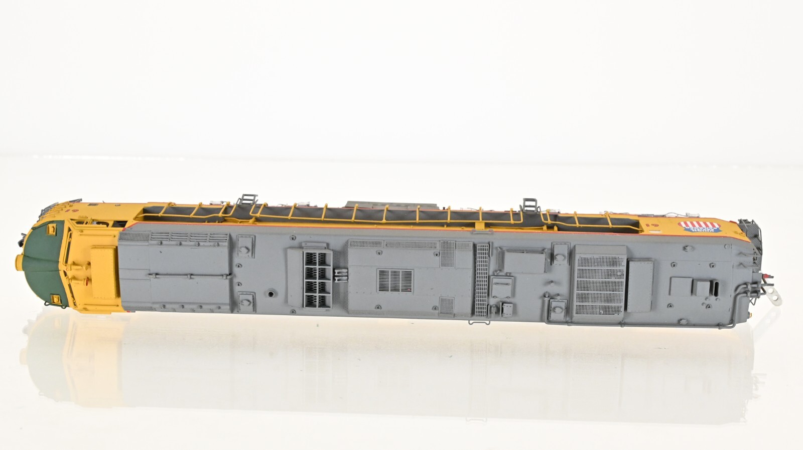 Overland Diamond Brass Veranda Turbine & GP9B & Tender Union Pacific HO scale