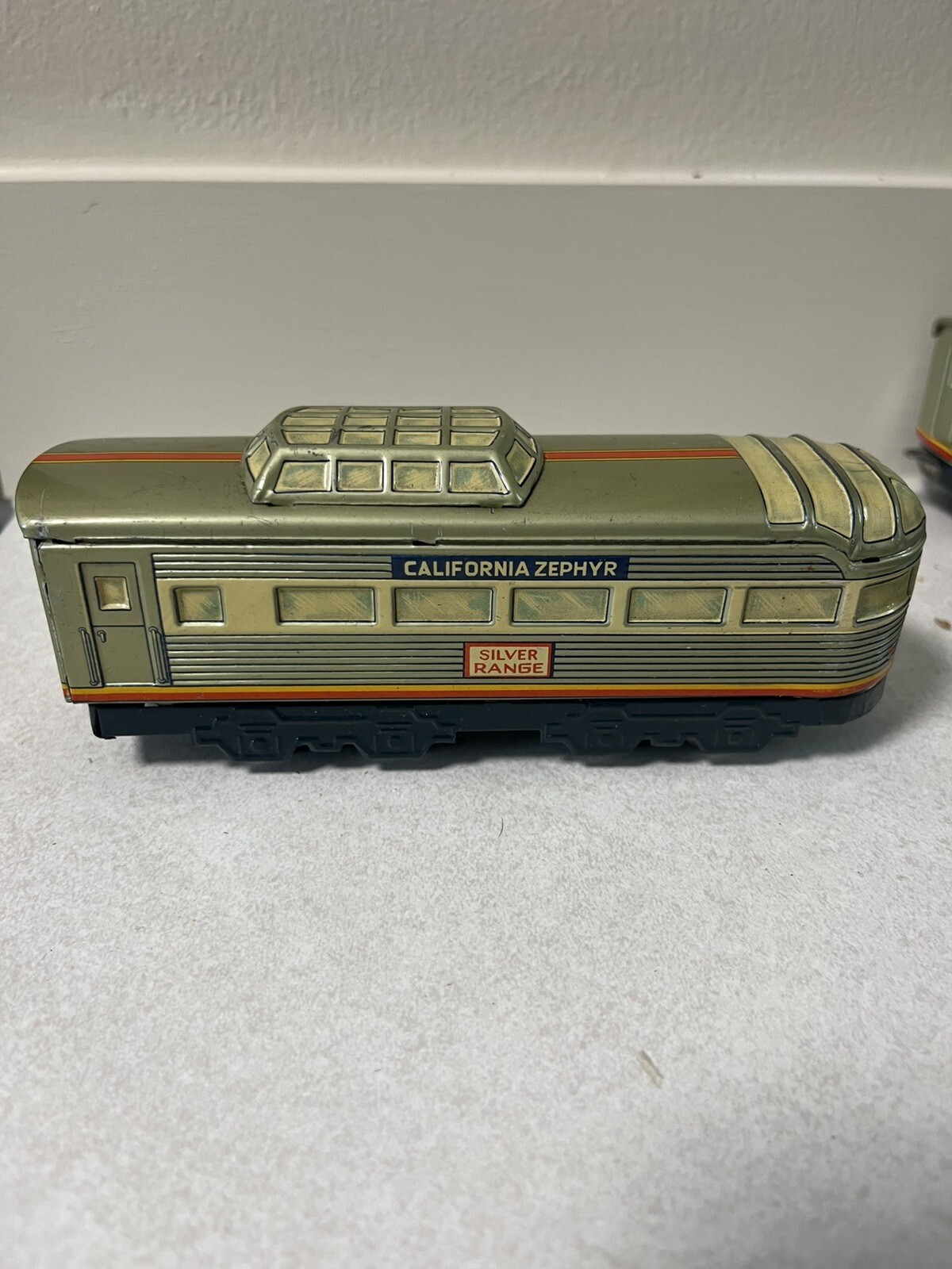 Vintage KDR Japan Tin Litho Santa Fe Diesel Train Battery Operated w/ Box