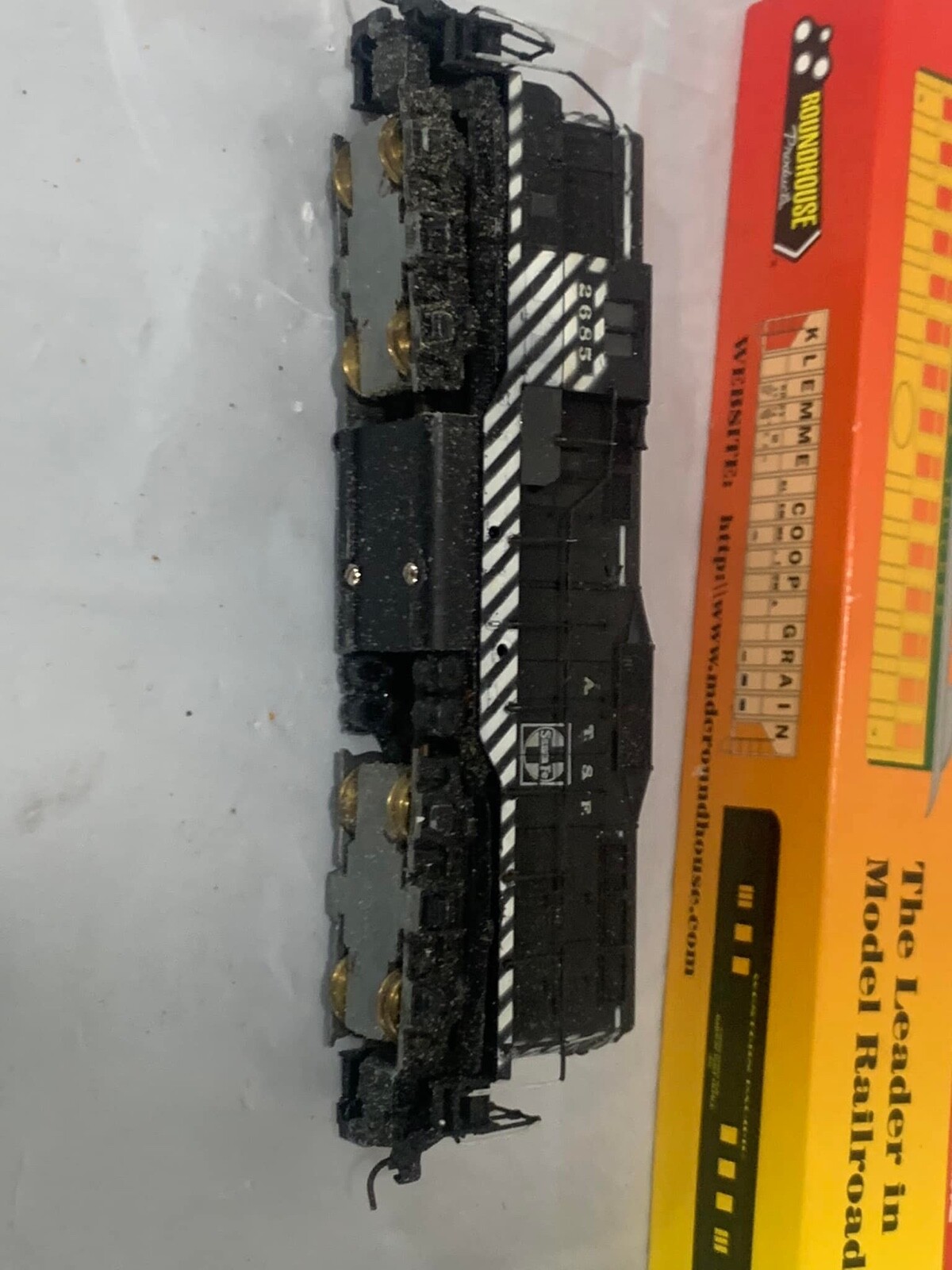 BOUNDHOUSER A.T.S.F 2685 QUALITY H0-SCALE KIT