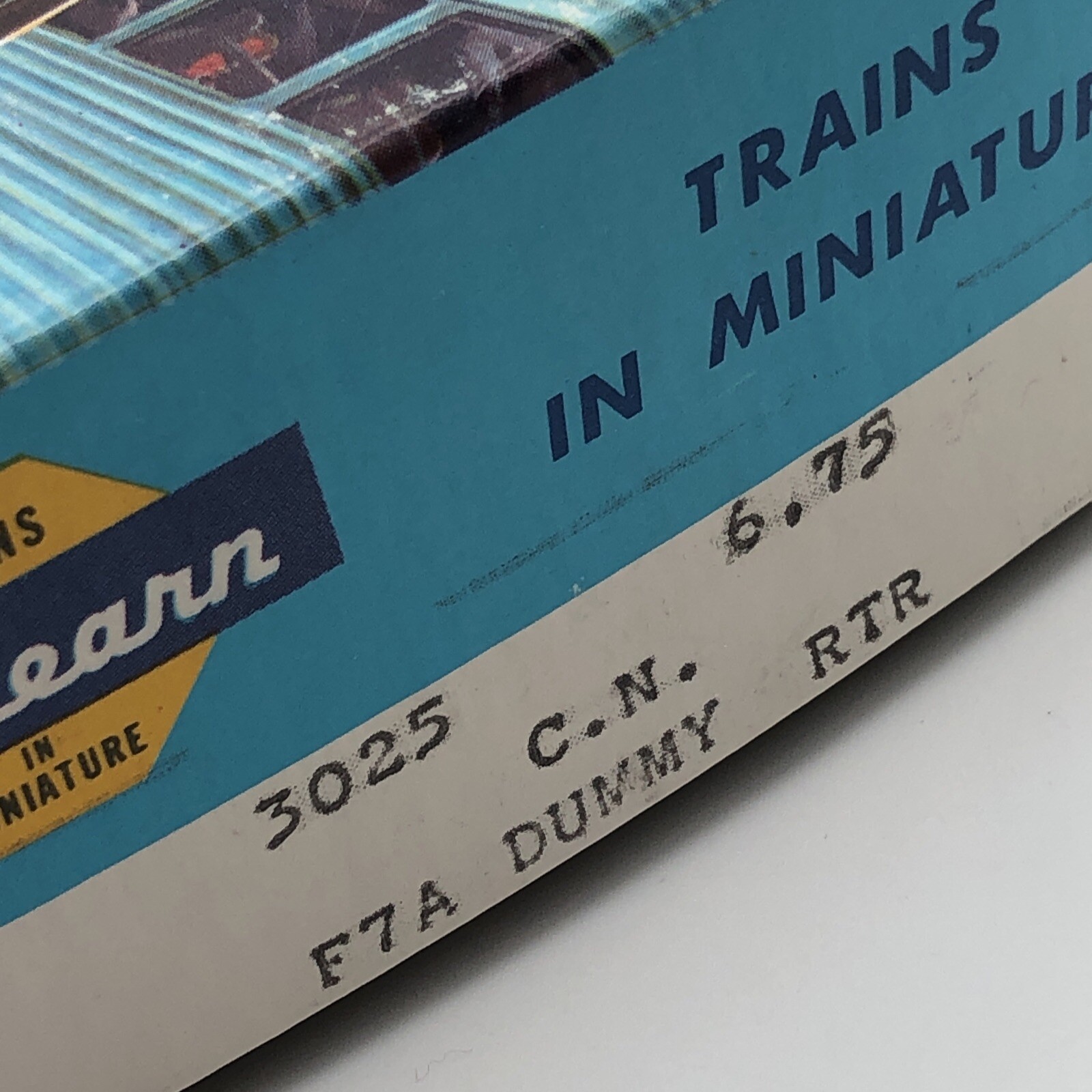 Athearn HO Canadian National Dummy Locomotive Engine Train Toy 3025 6500 New