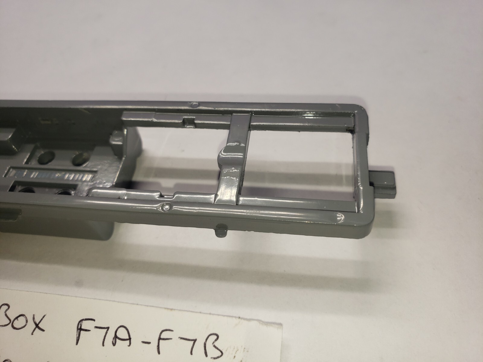 F7A F7B ATHEARN GREY DIECAST METAL UNDERFRAME CHASSIS HO SCALE DIESEL LOCOMOTIVE