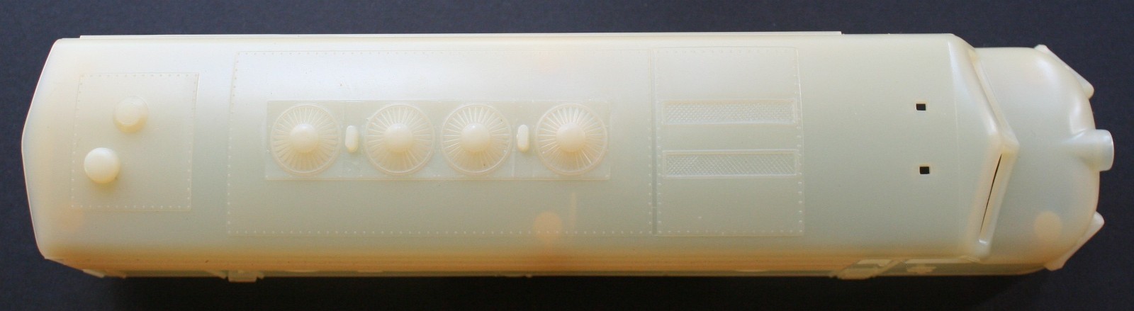 WILLIAMS ELECTRIC TRAINS EMD F7 A OPAGUE CLEAR SHELL NEW