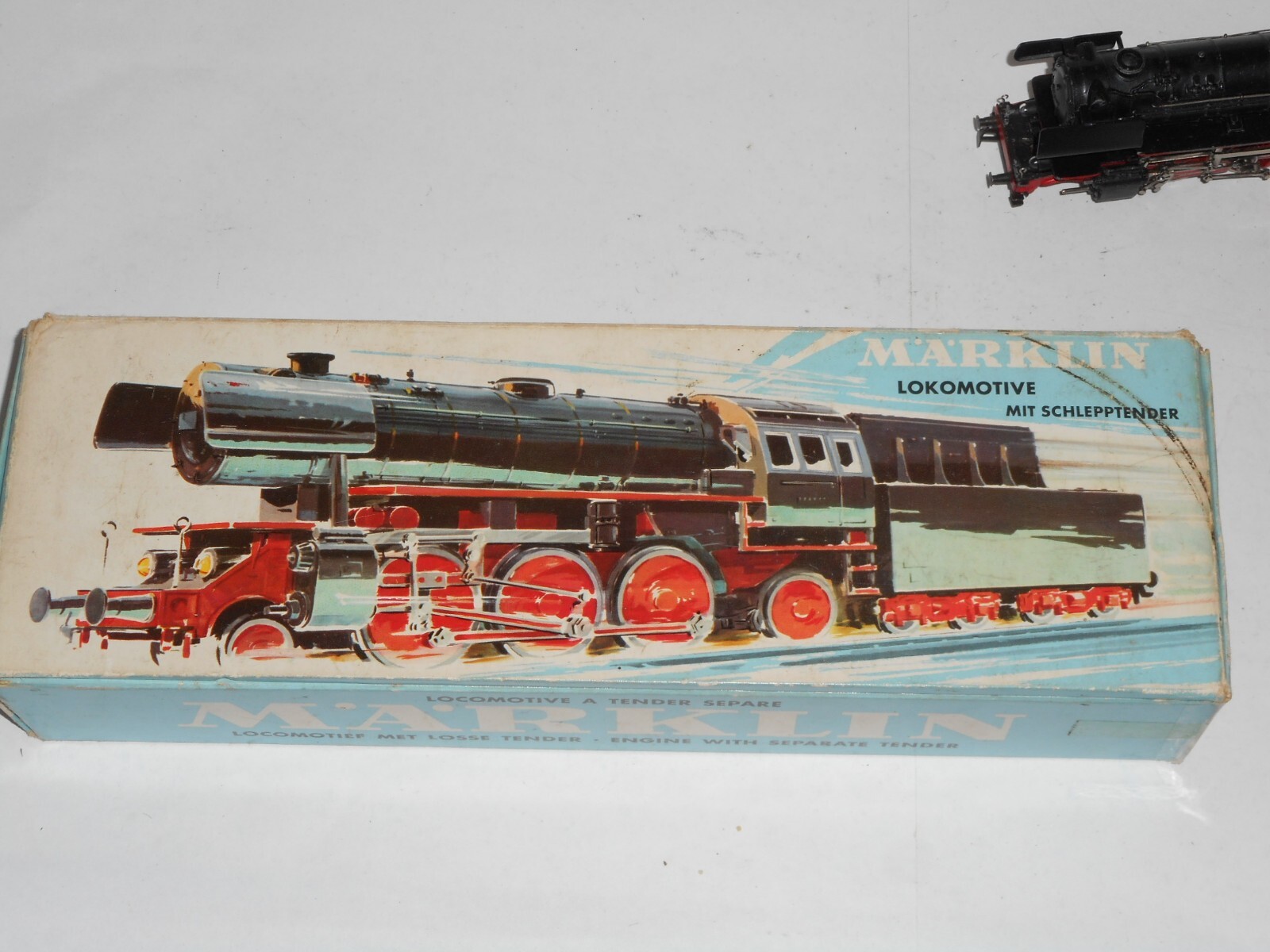 Marklin 3005 Tender Loco. V.7 – 1961. 3 rail AC analogue. Good Cond. Boxed