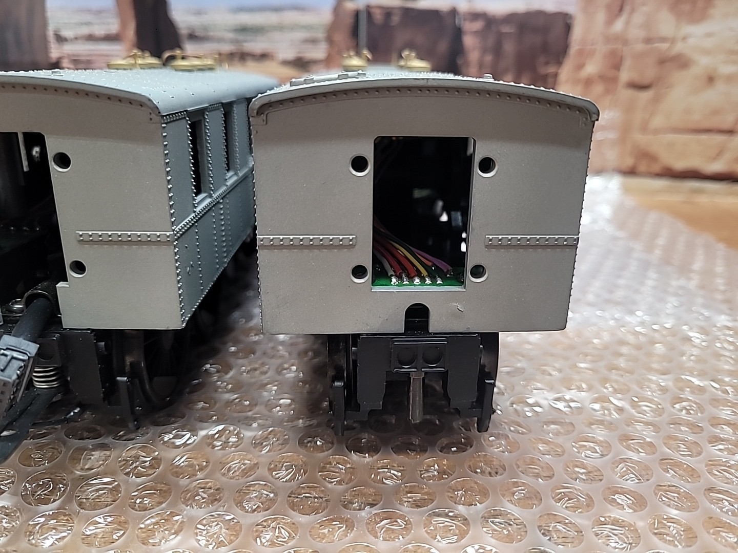 MTH O Gauge Undecorated Electric Boxcab’s Loco For Parts Or Project