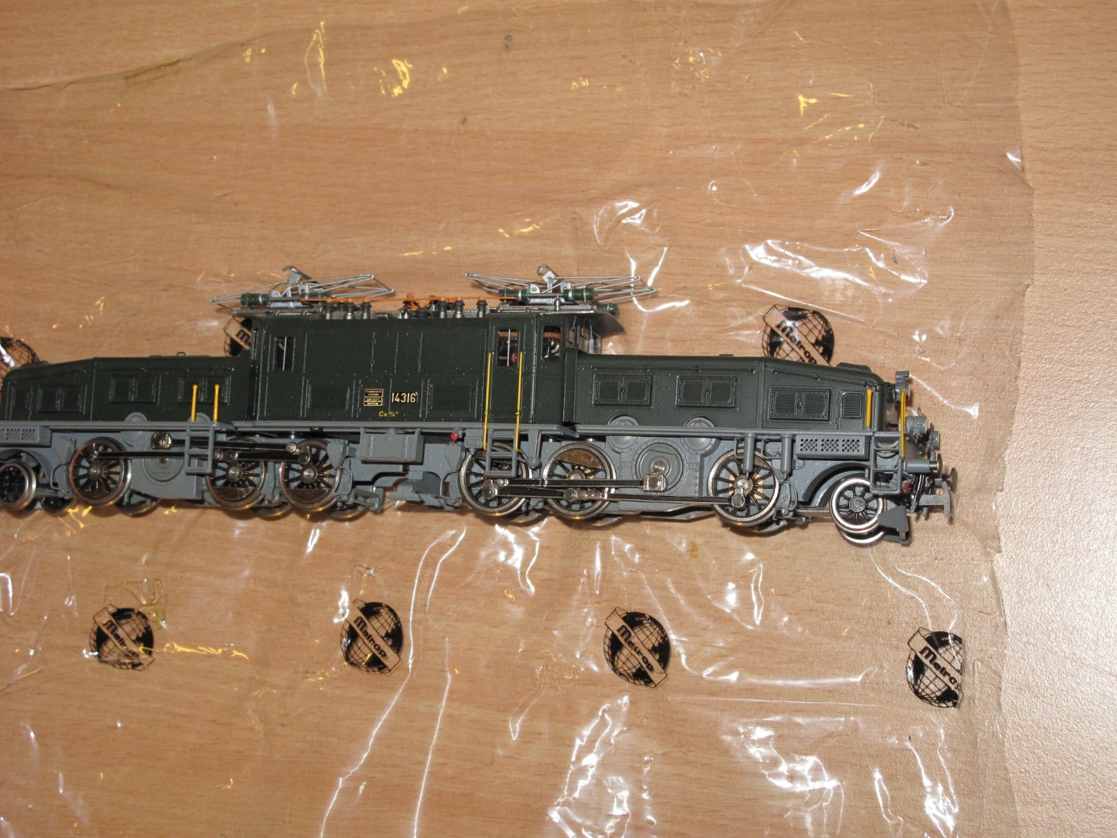 Metropolitan SA No. 743 H0 E-Lok Ce 6/8 III Krokodil 14302 SBB CFF In Top