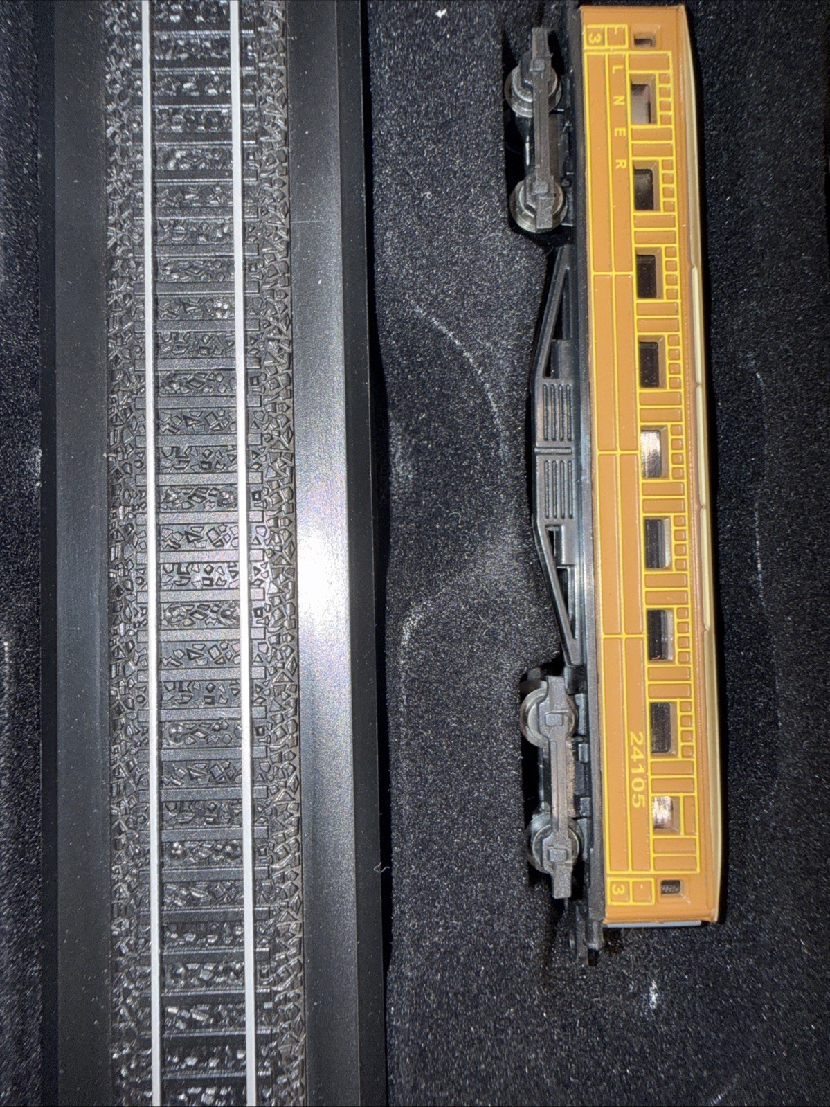 ATLAS EDITIONS 1/220 Z GAUGE MINITRAINS MALLARD DIECAST LOCOMOTIVE LOCO