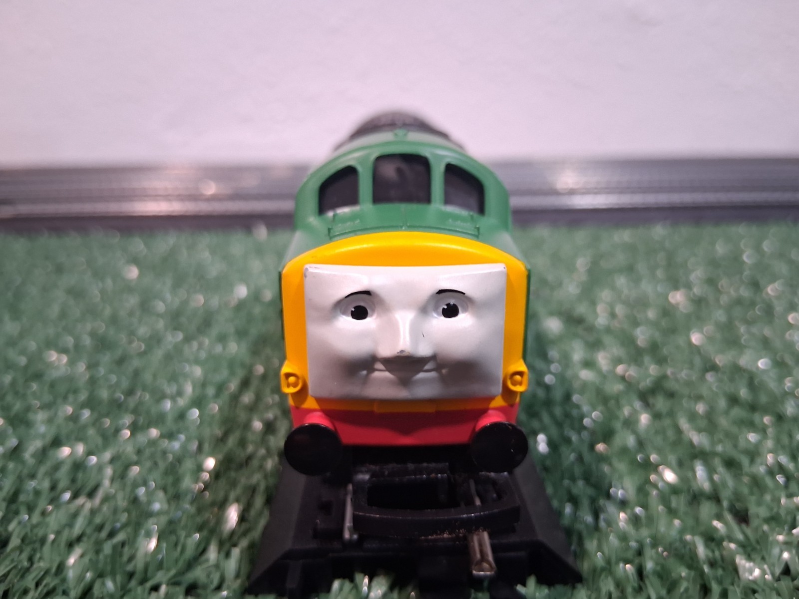 Thomas And Friends Hornby D261 With Tanker HO/OO GAUGE TESTED WORKING RARE!
