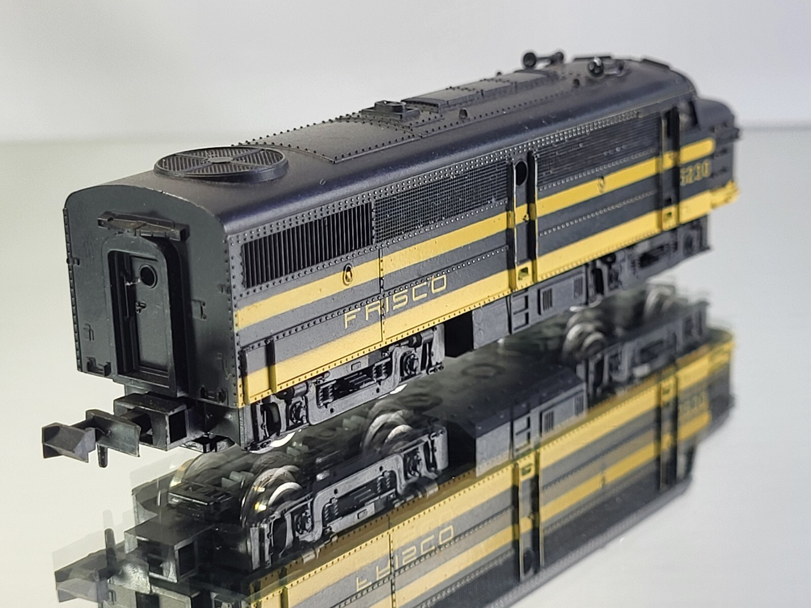 Atlas 4105 N Frisco FA-1 Diesel Locomotive In Original Box