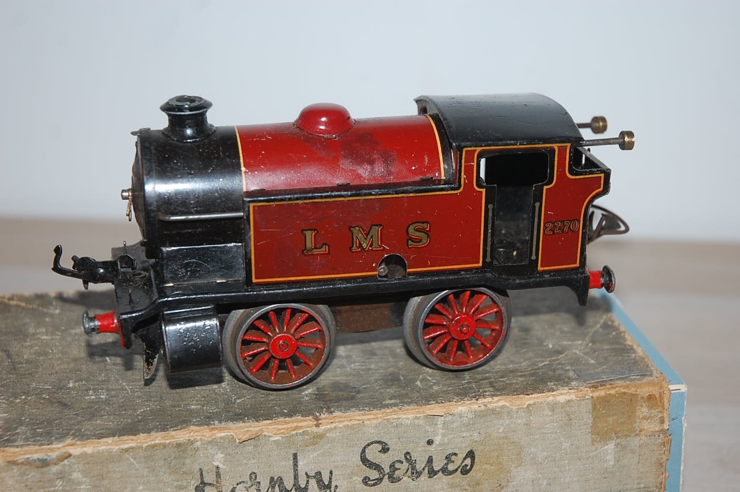 HORNBY O GAUGE CLOCKWORK M3 TANK LOCOMOTIVE IN LMS LIVERY BOXED
