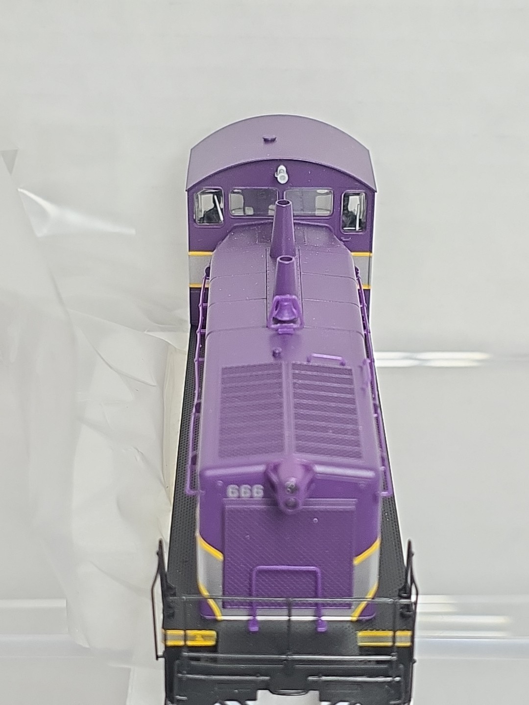 Proto 2000 HO Scale 8102 Atlantic Coast Line ACL 666 SW-9 Diesel Switcher NIB