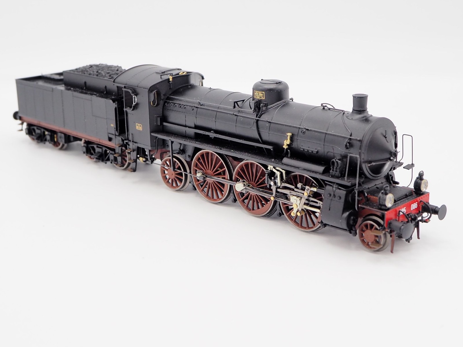 RIVAROSSI HR2914 HO Steam Locomotive Gr. 685 FS 2nd Series Ep. III DC