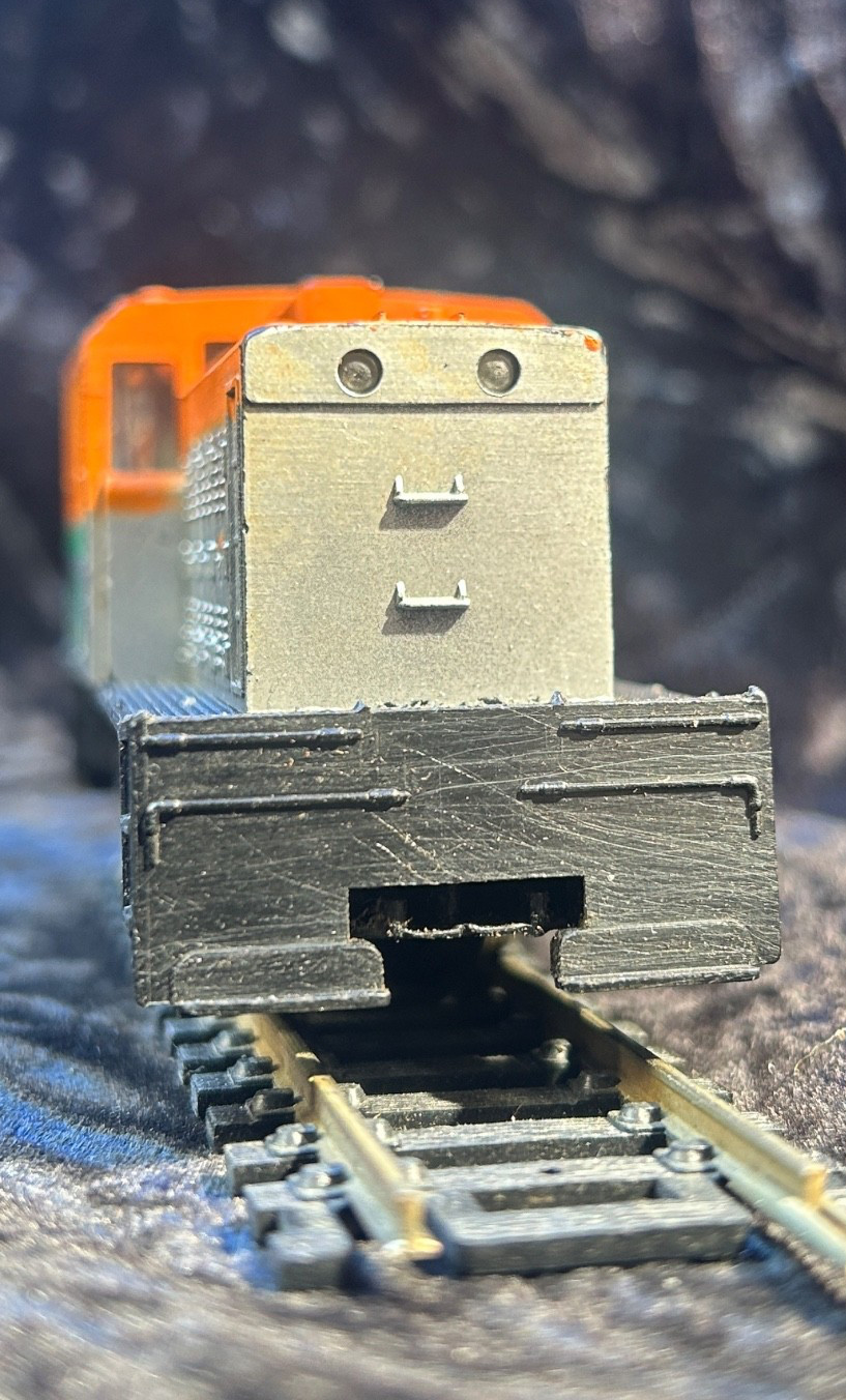 HO Scale GE General Electric Switcher Locomotive Tested Runs Great-SMOOTH bin2