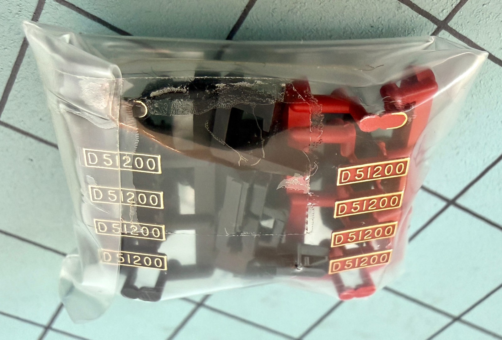 Kato 2016-8 Steam Locomotive Type D51 200 (N scale)
