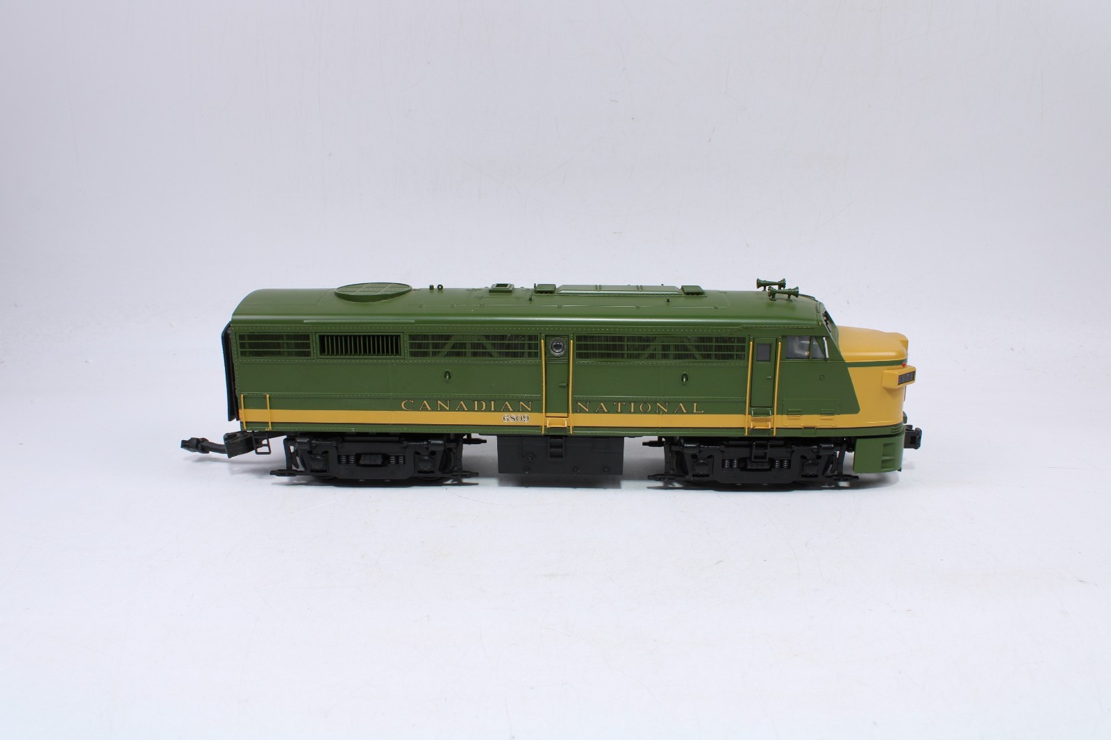 MTH 20-2243-1 O Gauge FA-2 ABA Locomotive Set Canadian National