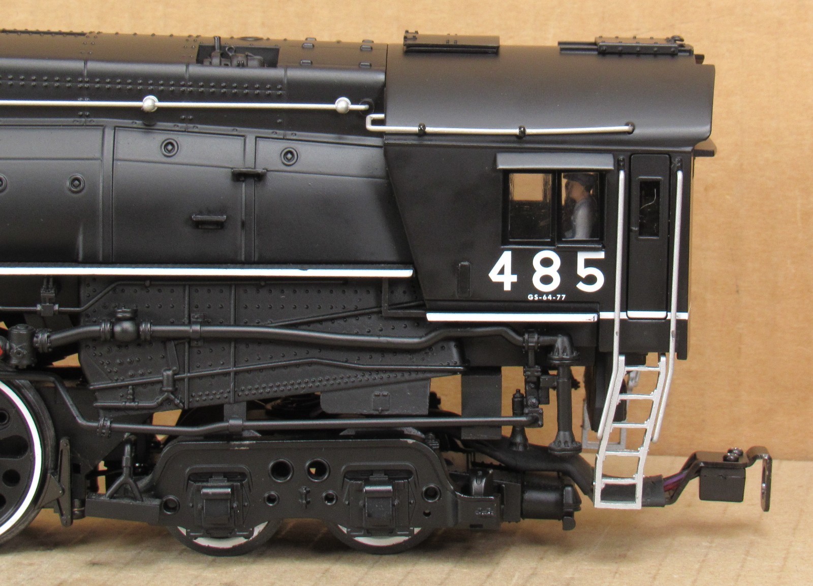 Lionel 38080 Western Pacific GS-6 4-8-4 Steam Engine w/TMCC/RS O-Gauge LNIB