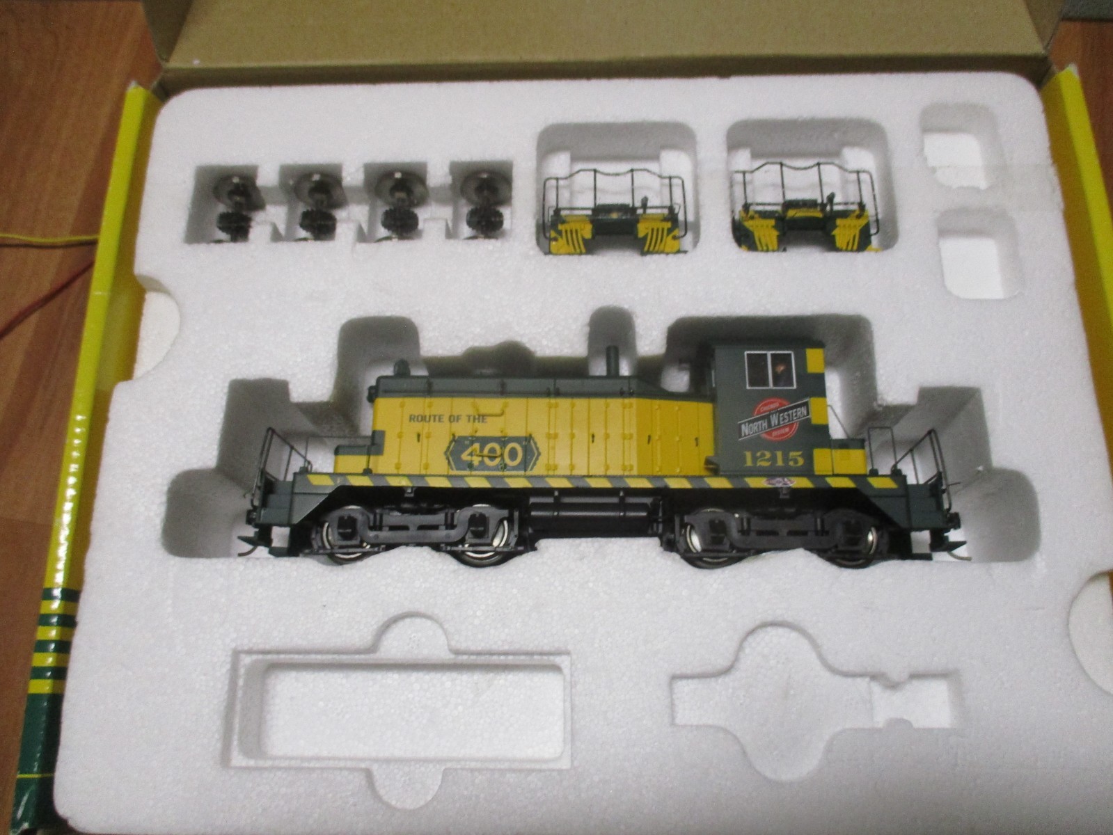 S Helper 00444 C&NW SW-1 Diesel (3/2/26 46) Hirail DC