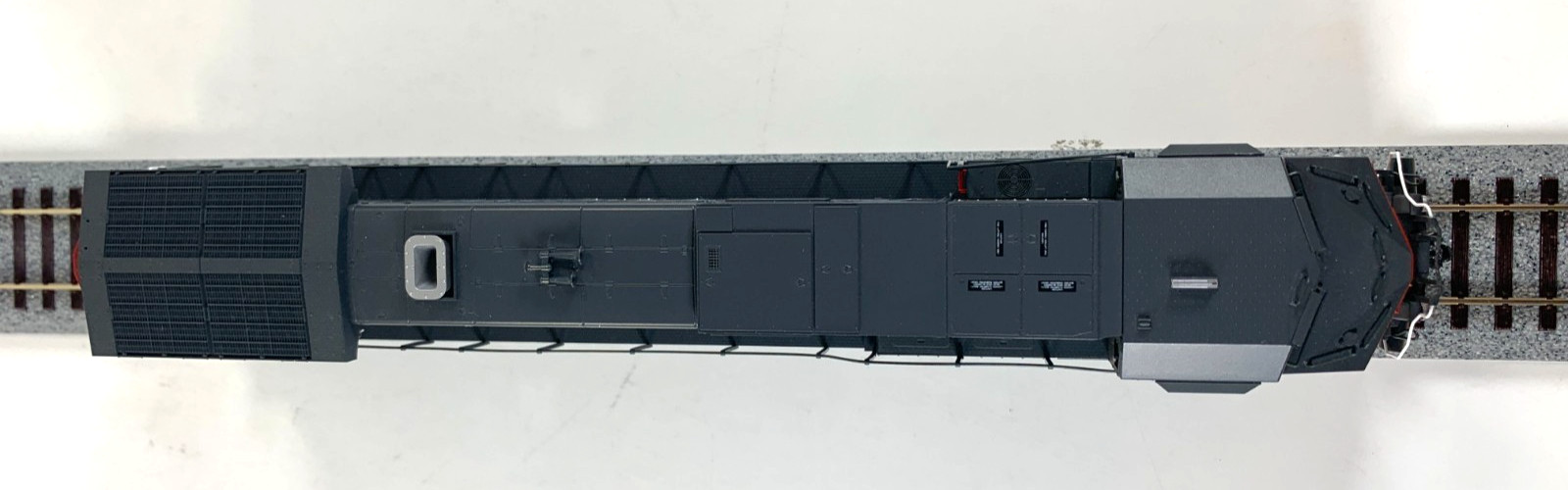HO Kato 37-6631 Southern Pacific #8132 GE C44-9W Diesel – DCC