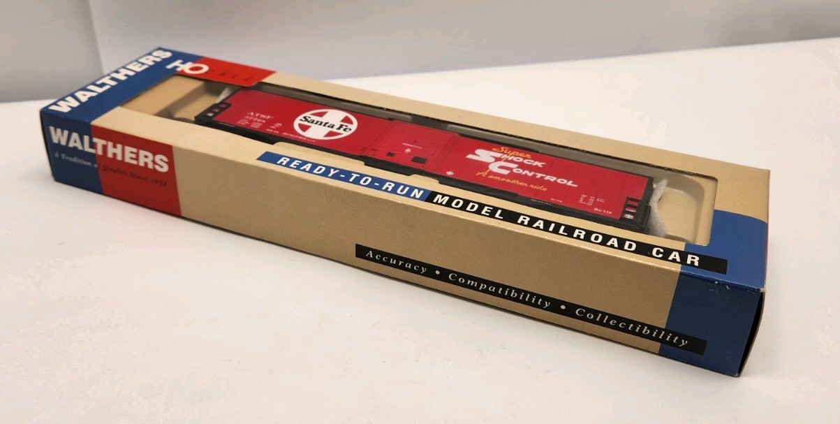 Walthers HO 932-3551 Pullman Standard 60′ Auto Box Car Santa Fe #37728 C60