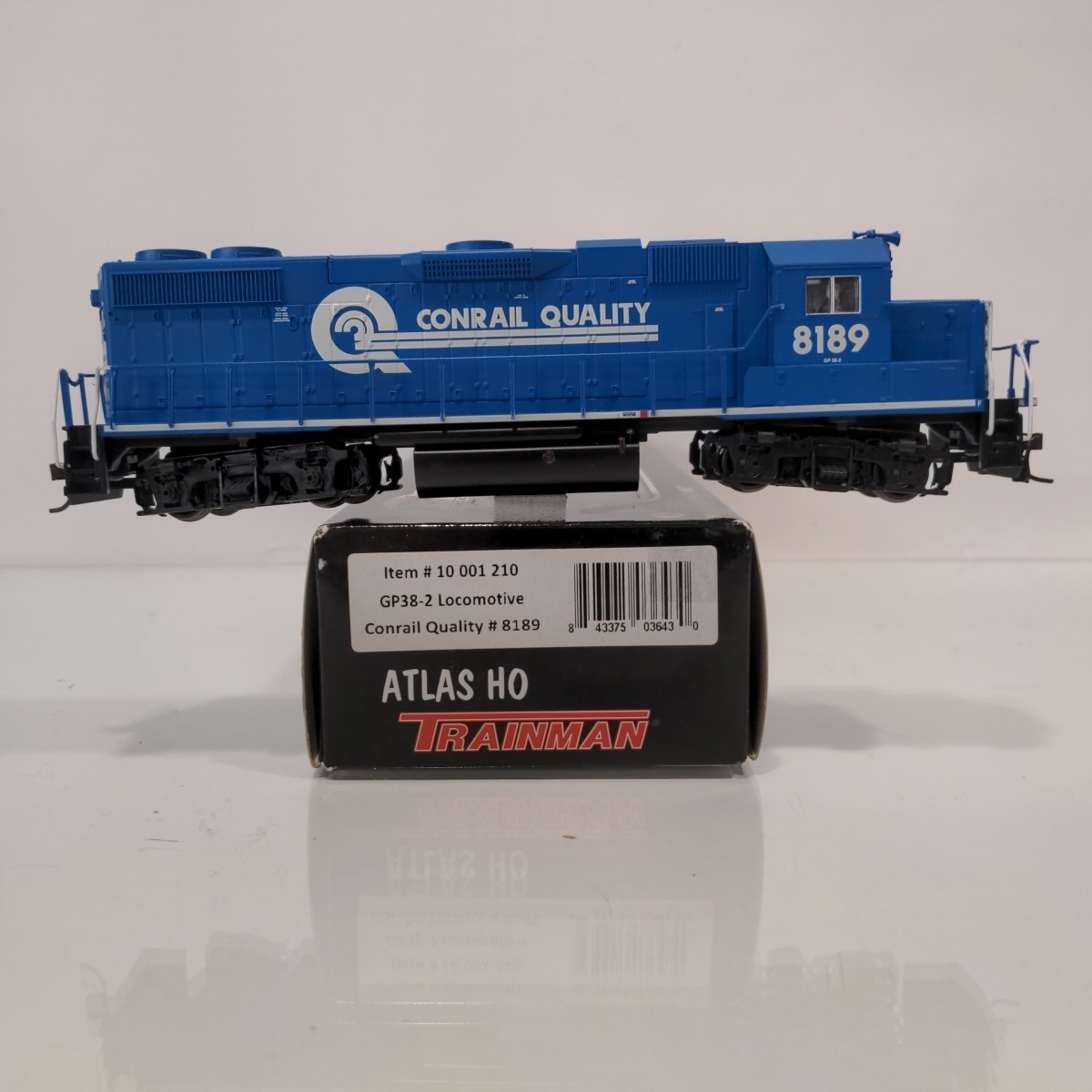 Atlas Trainman HO EMD GP38-2 Conrail CR 8189 DC/DCC Ready