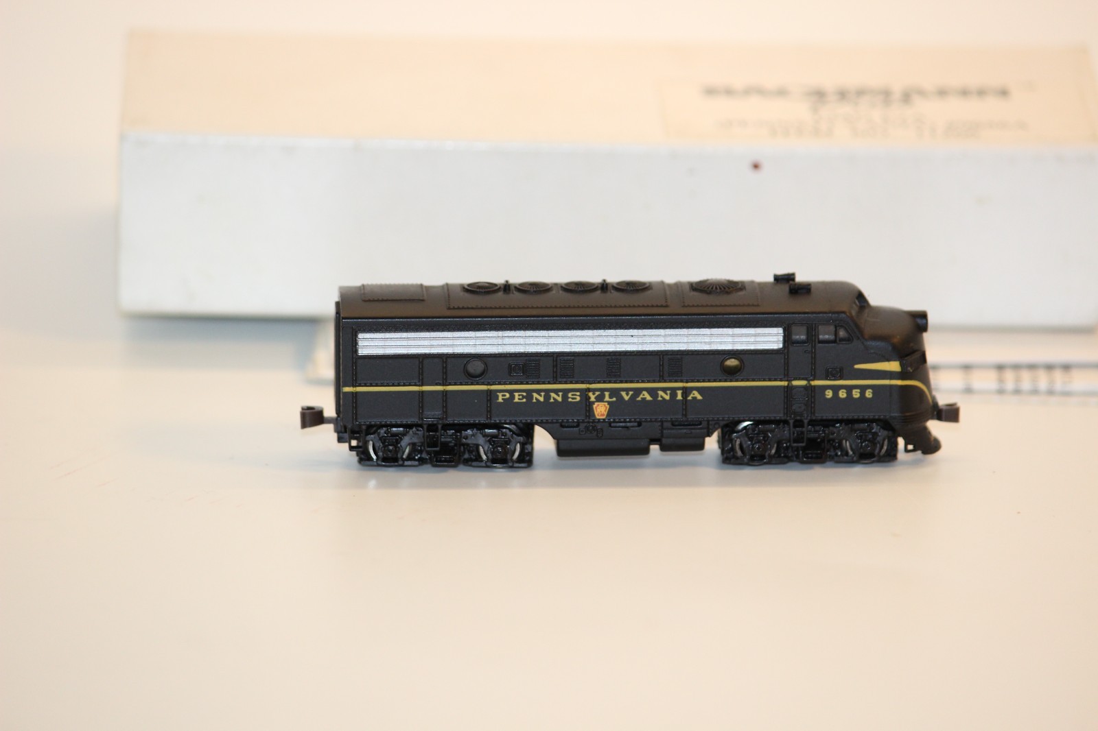 Pennsylvania Railroad PRR F7A Rd# 9656A Bachmann Plus 11266 knuckle couplers