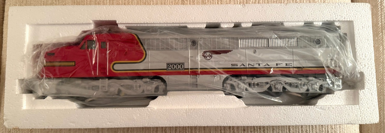 Lionel 2000 Railway Alco PA-1 ATSF Diesel Locomotive 6-18952 NI