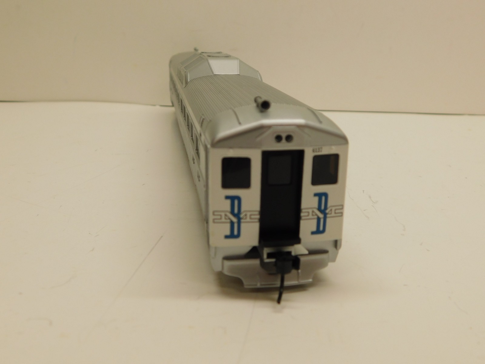 Proto 1000 Series HO Scale BUDD RDC Locomotive 30587 Boston & Maine #6137 #5