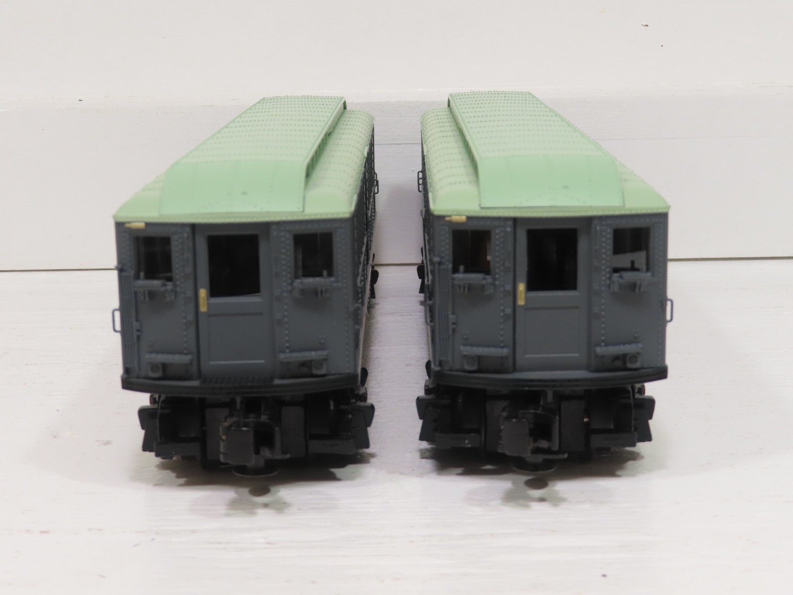 MTH 30-2756-3 Metropolitan Two-Tone 2-Car LO-V Subway Non-Powered LN