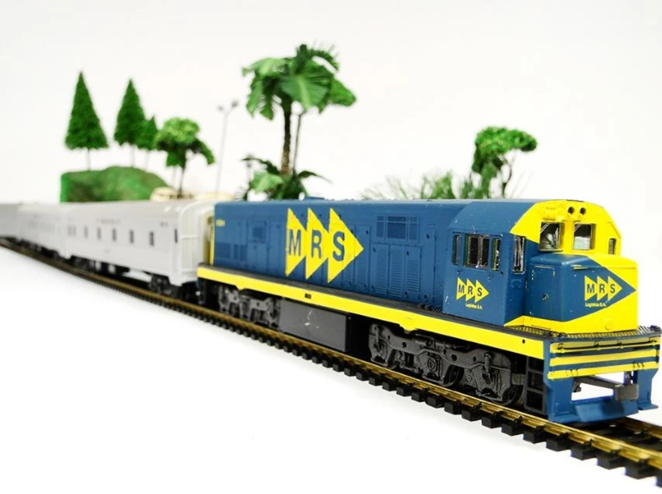 Silver Express Train Rio SP 6504 Eletric FRATESCHI Miniature HO Scale 1:87 Figur