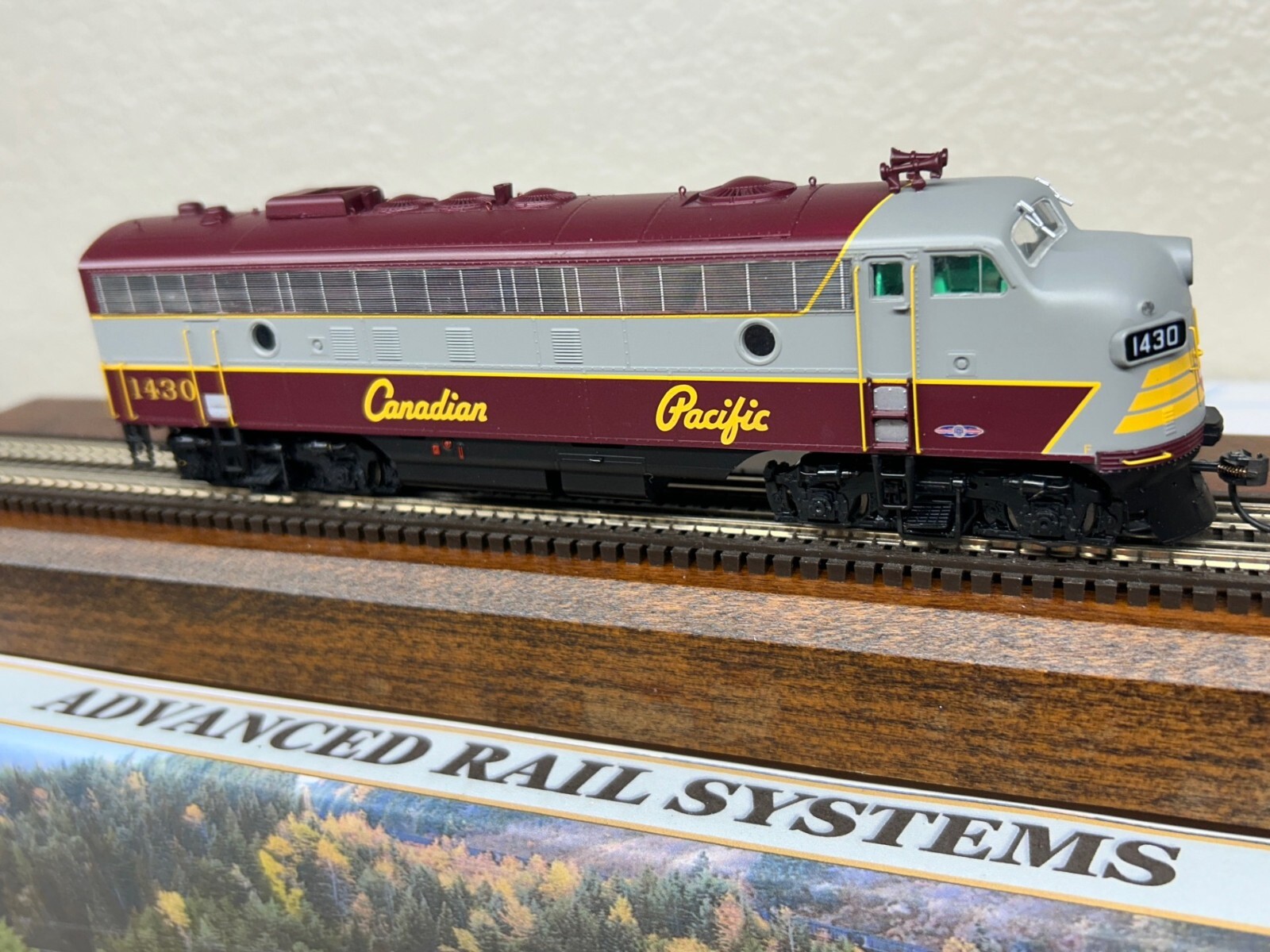 CANADIAN PACIFIC SCRIPT PASSENGER FP7 – A unit DCC / QUANTUM SOUND HO Scale NEW
