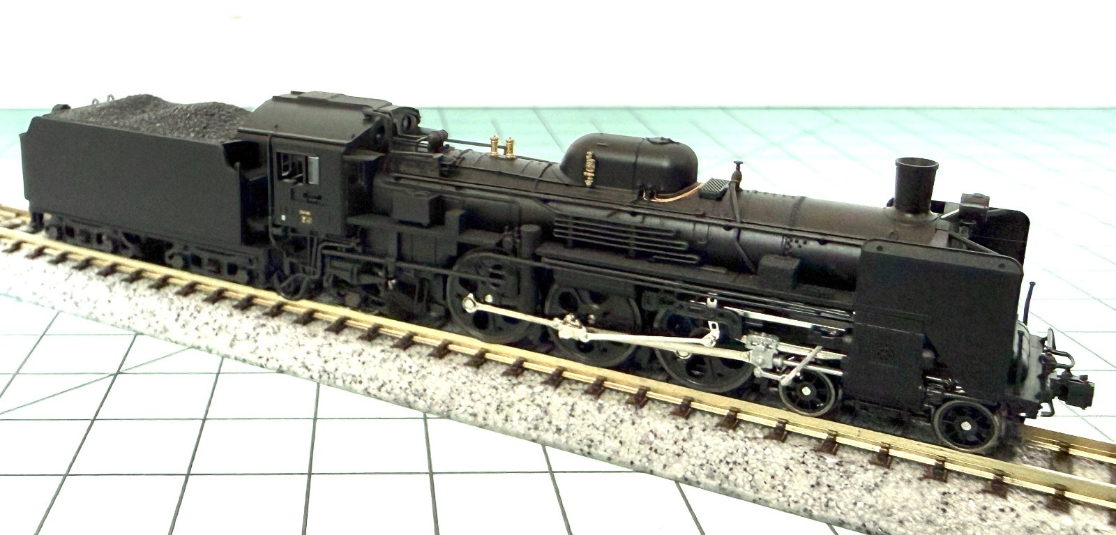 Kato 2024 JNR Steam Locomotive Type C57 1st Edition (N scale)