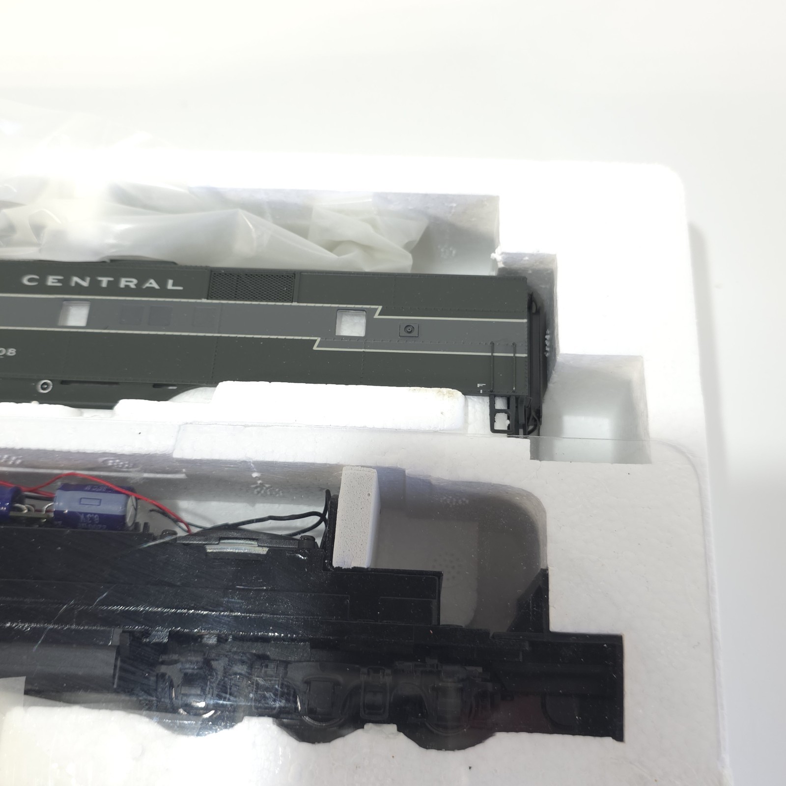 Walthers Proto 2000 HO 920-40995 NYC New York Central E7A & E7B Diesel Locomotiv