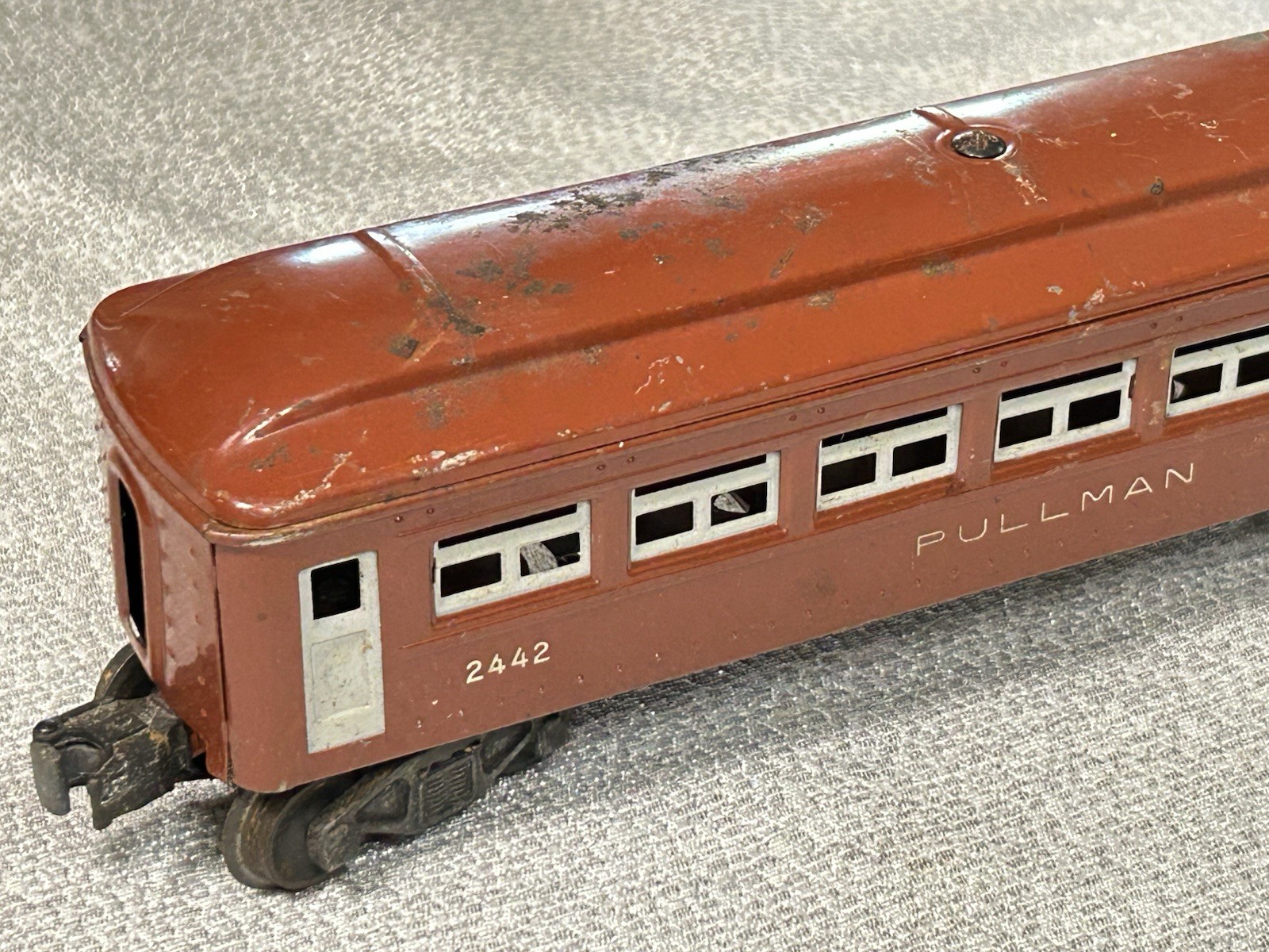 Vintage Lionel Train Pullman 2442 Lighted Passenger Car