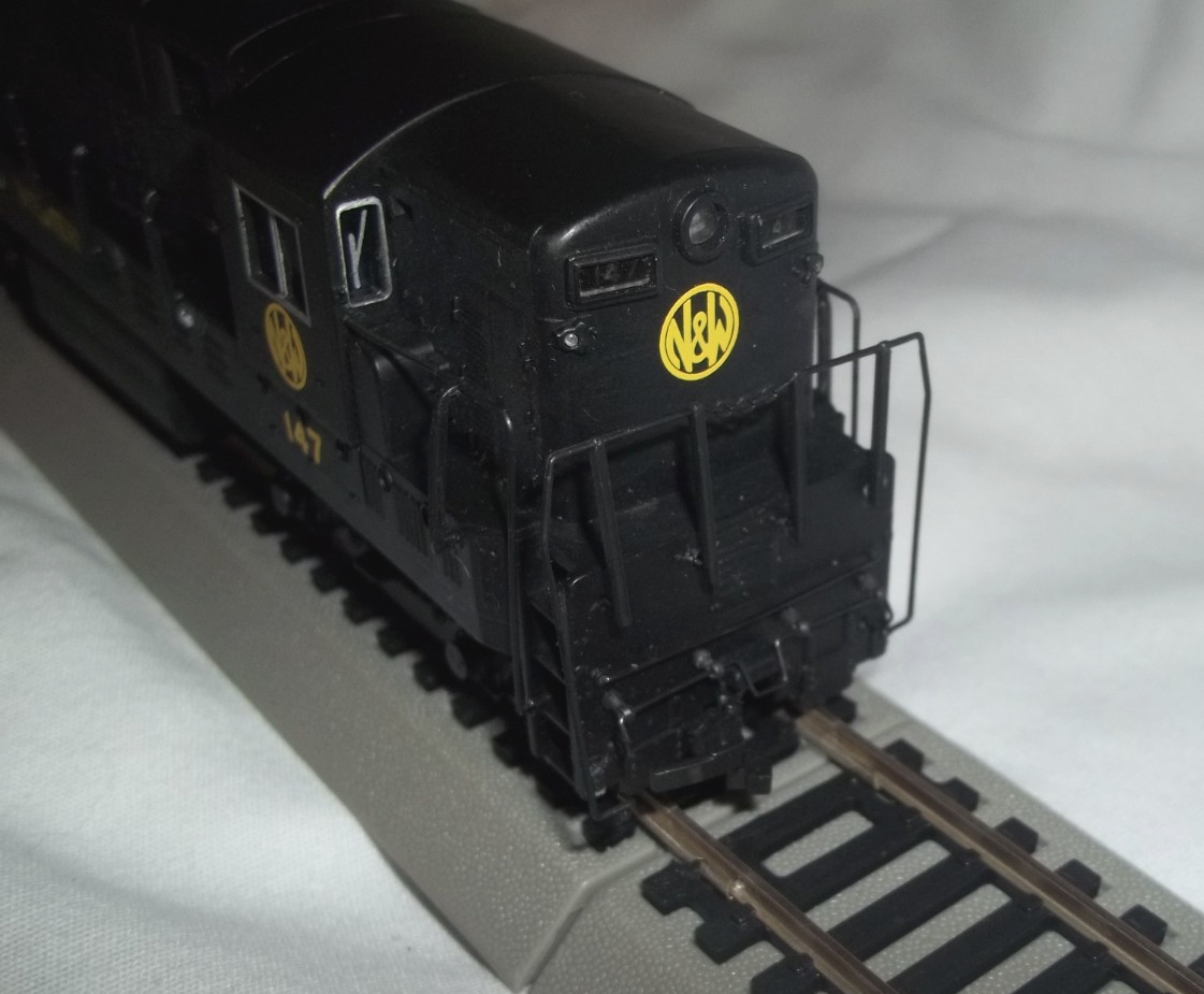 Bachmann Spectrum 81212 HO N&W Norfolk Western FM H16-44 Baby Trainmaster Diesel
